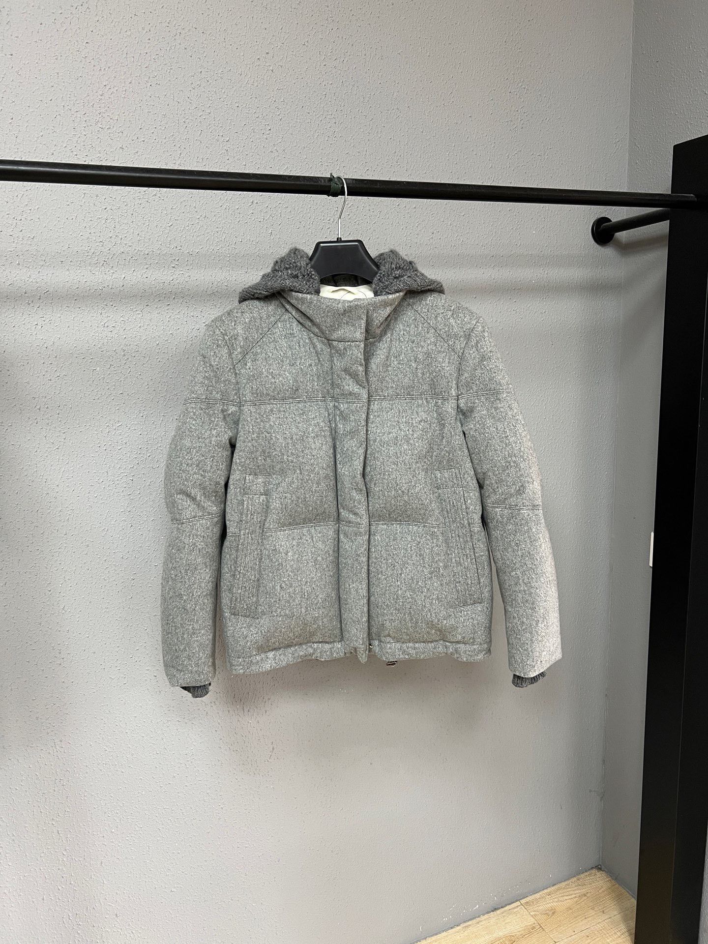 Loro Piana Loro Piana Cashmere Down Jacket Size XS / US 0-2 / IT 36-38 - 1 Thumbnail