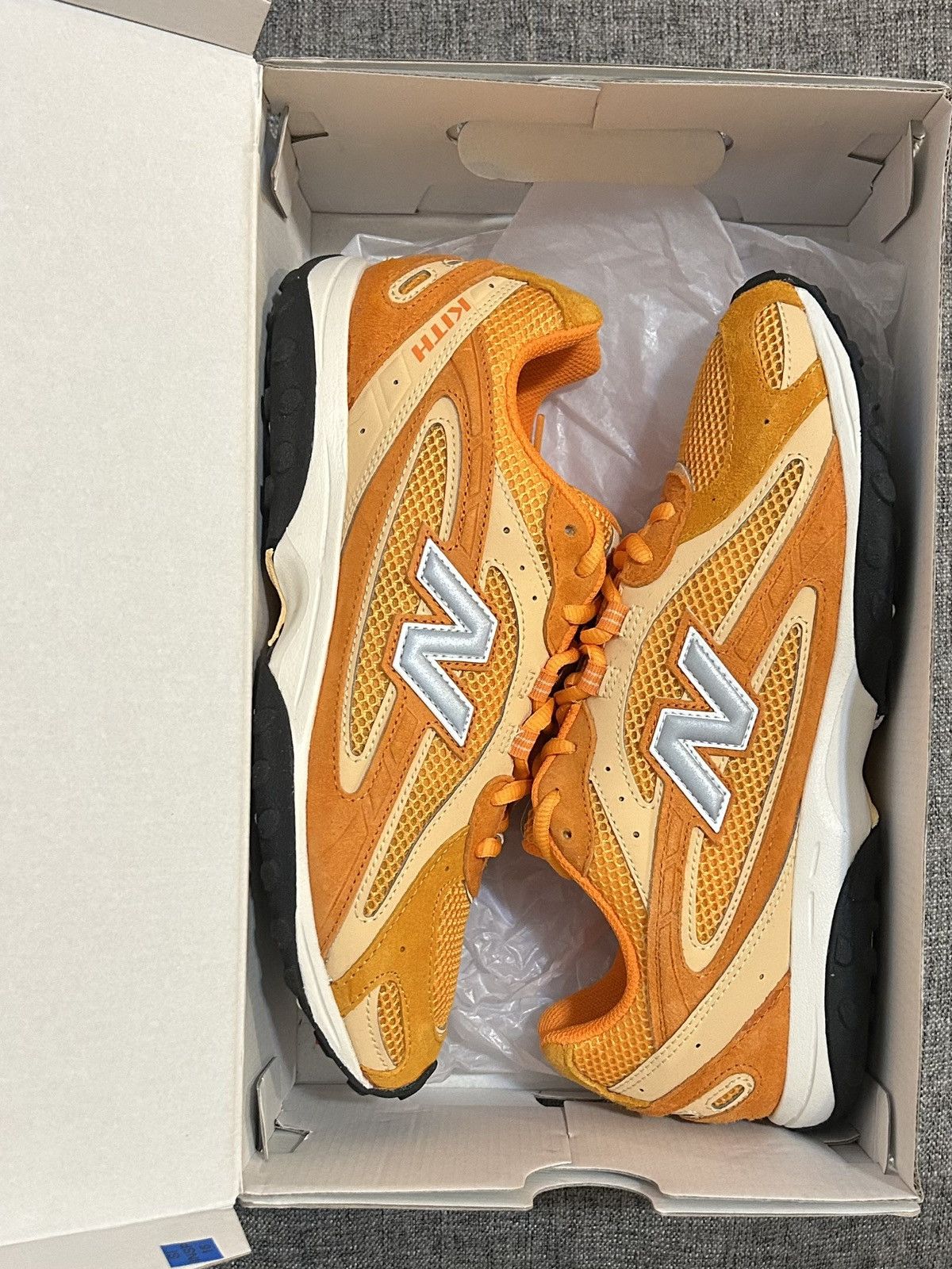 Kith × New Balance BRAND NEW New Balance x Kith Orange 204L Size US 9 / EU 42 - 4 Thumbnail