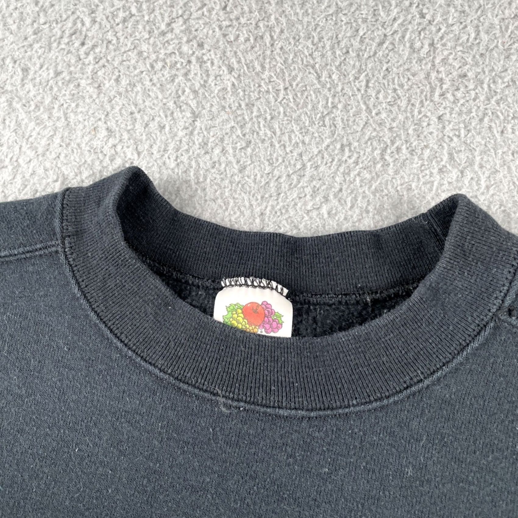 Fruit Of The Loom VINTAGE Fruit of the Loom Sweatshirt Black L Mens Wrestling 90s Y2K Size US L / EU 52-54 / 3 - 4 Thumbnail