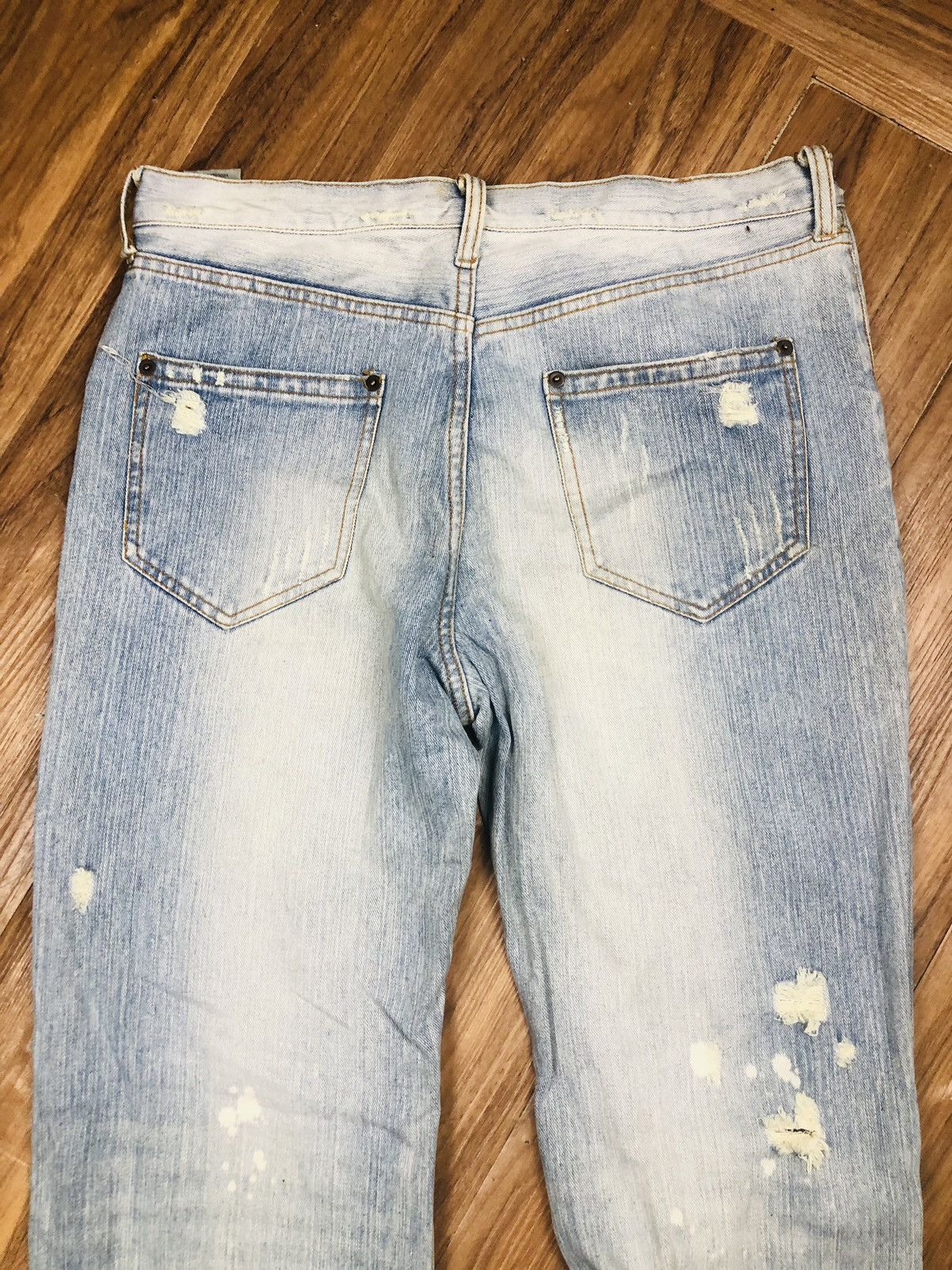 Japanese Brand EXHIBITIONIST Ripped Distressed Light Wash Jeans (37) Size US 31 - 14 Thumbnail