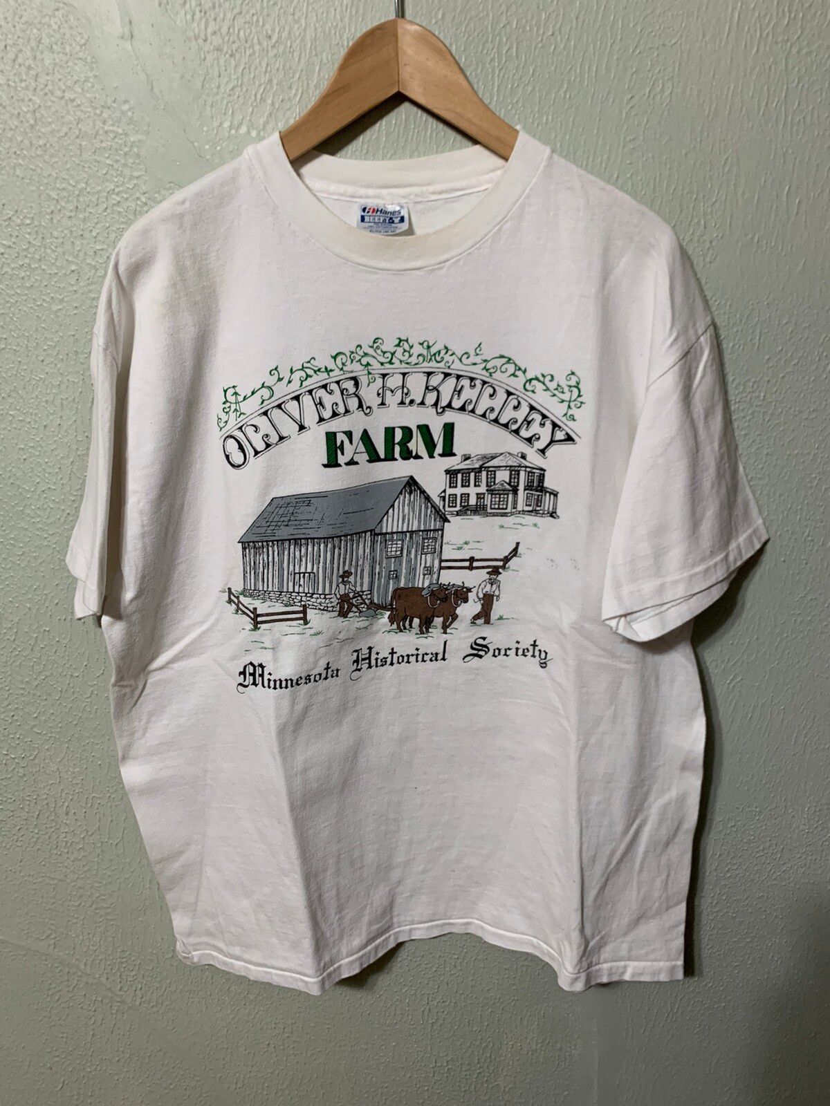 Vintage Vintage Oliver H Kelly Family Farm Tee Size US XL / EU 56 / 4 - 1 Thumbnail