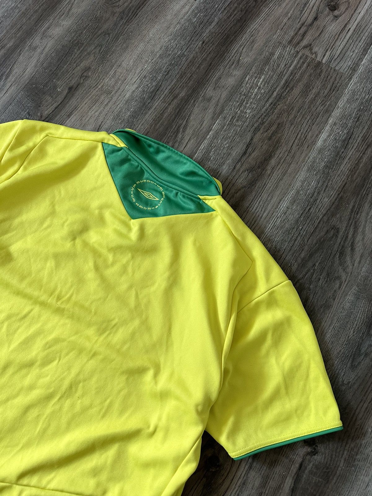Umbro Brasil Umbro Vintage Training Soccer Jersey Size US XL / EU 56 / 4 - 9 Thumbnail