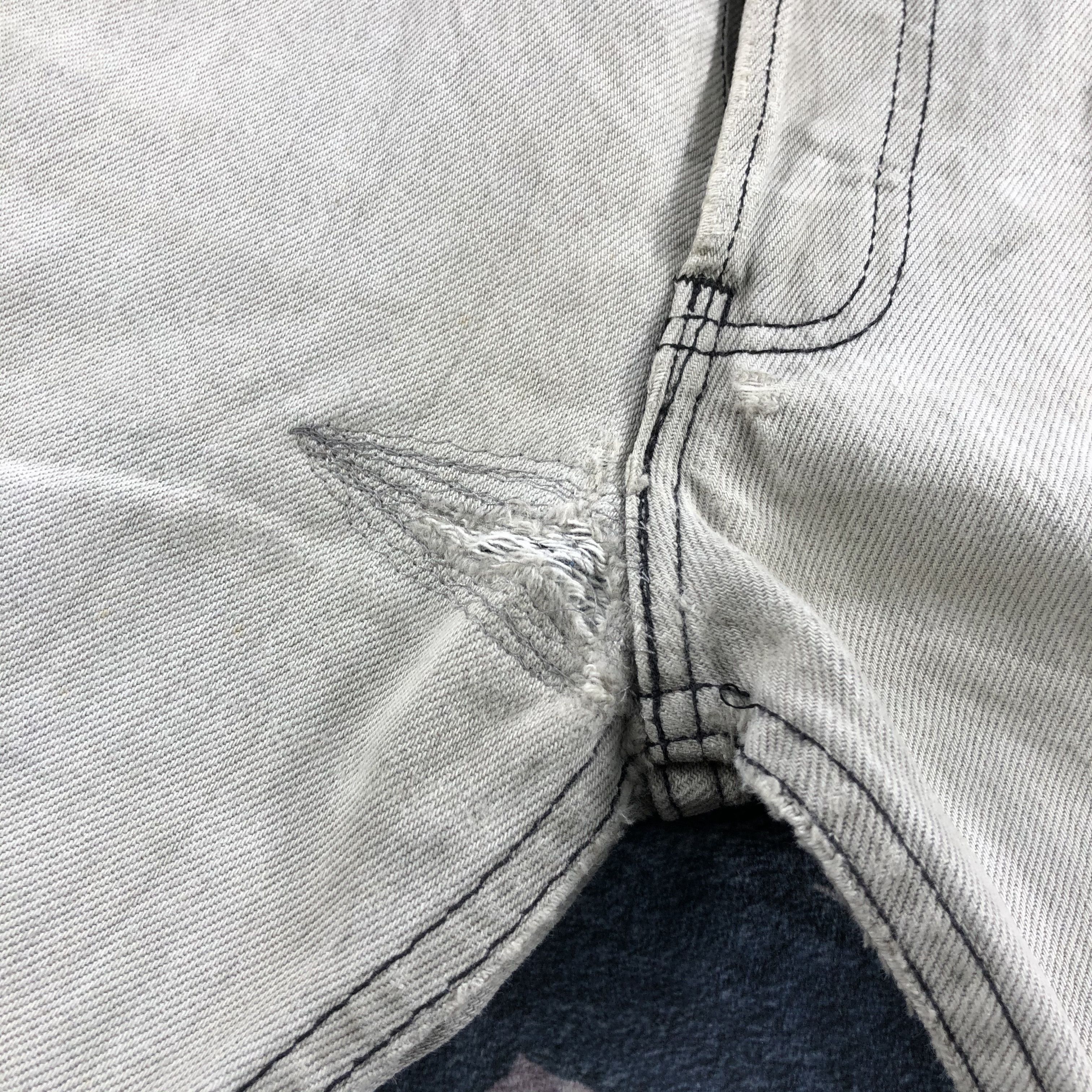 Levi's × Vintage 90s Vintage Ash Gray Levis 501 Jeans-JM2689 Size US 35 - 10 Thumbnail