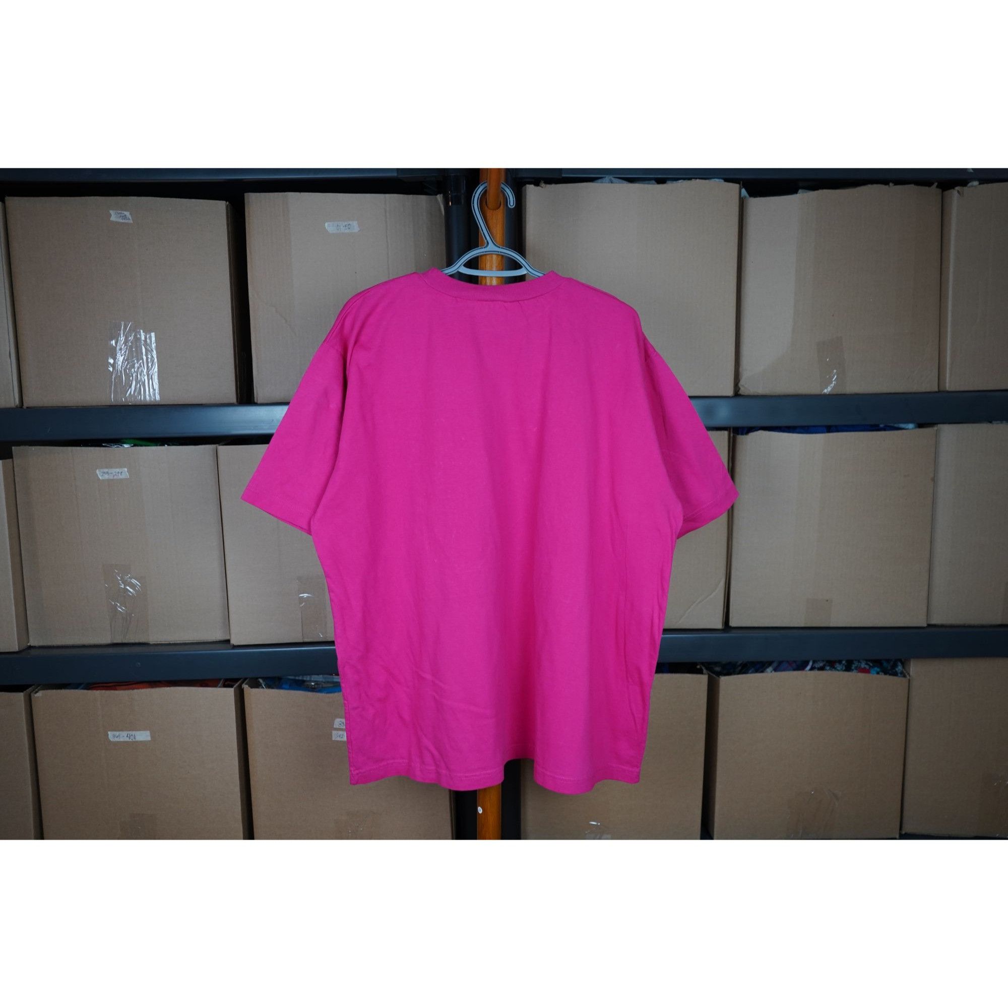 Vintage Women's XXL Vintage Pink Abstract Art Tshirt, 90s #444 Size XXL / US 16-18 / IT 52-54 - 2 Thumbnail