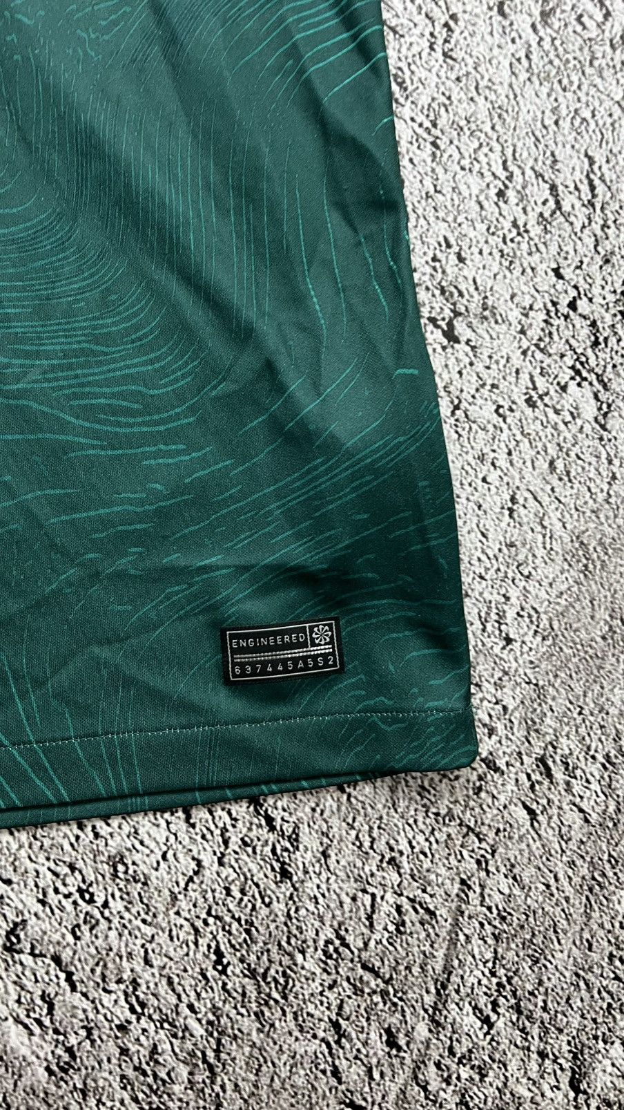 Nike 2022-2023 FC Liverpool London nike third kit jersey drill Size US S / EU 44-46 / 1 - 4 Thumbnail