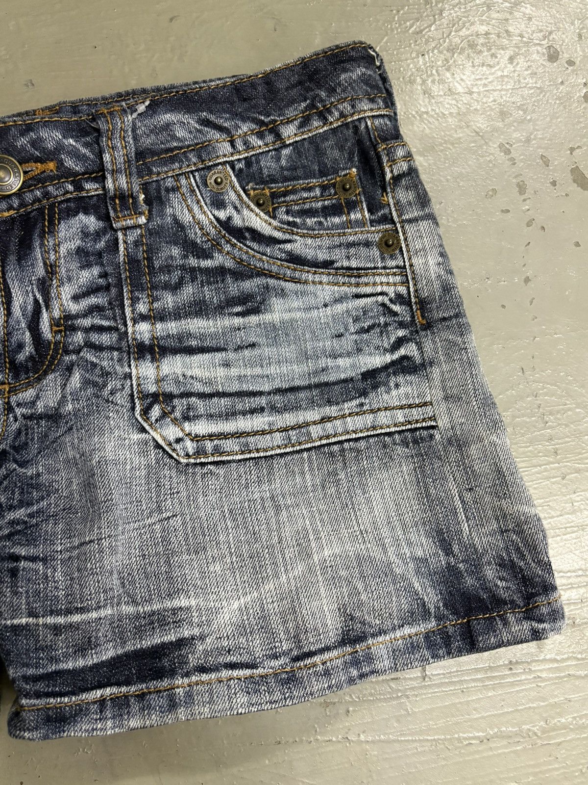 If Six Was Nine RNA H Naoto Acid Wash Japanese brand Denim shorts Size 30" / US 8 / IT 44 - 2 Thumbnail
