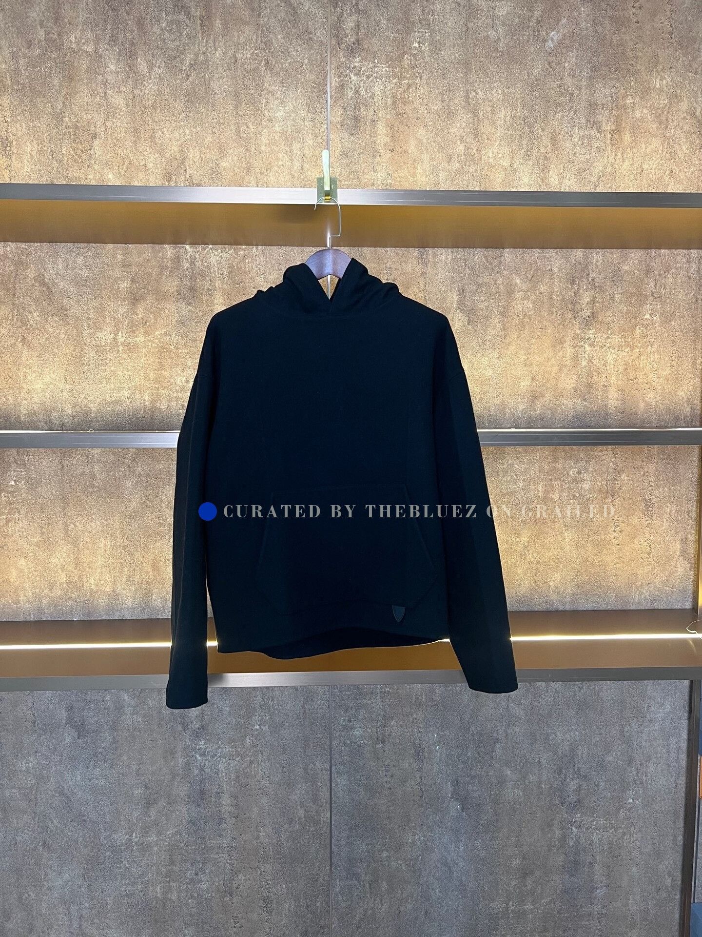 Louis Vuitton Louis Vuitton Wool Hoodie with Small Leather Tag Size US S / EU 44-46 / 1 - 1 Thumbnail