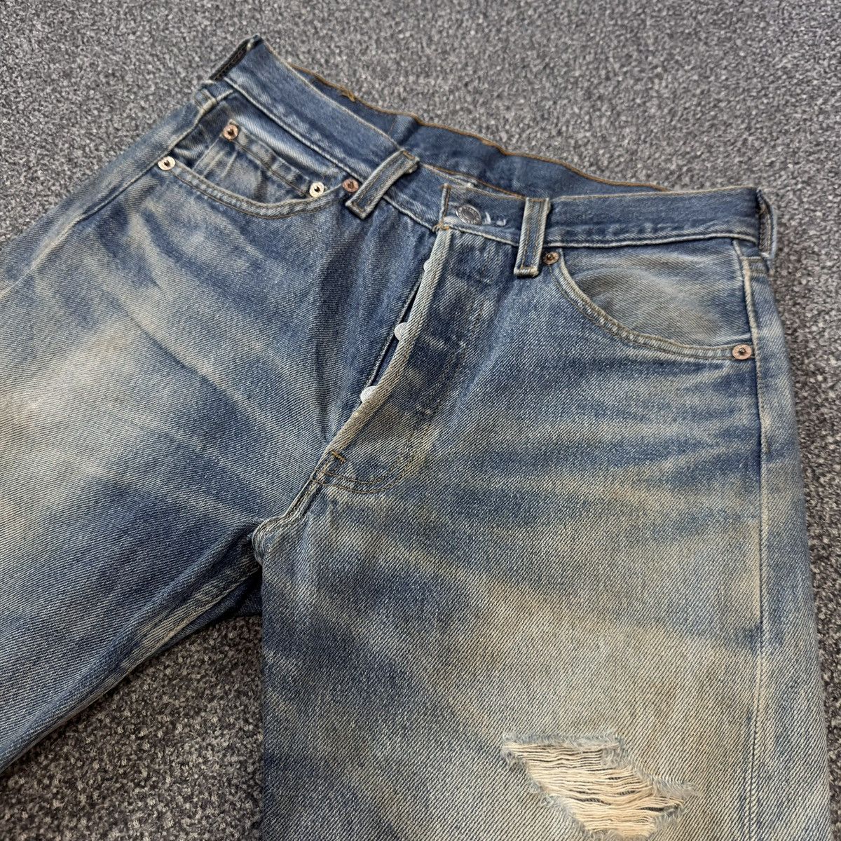 Levi's Vintage Clothing 🇺🇸 Vintage 1995 Levis 501 Made in Usa Distressed Dirty Washed Size US 29 - 3 Thumbnail
