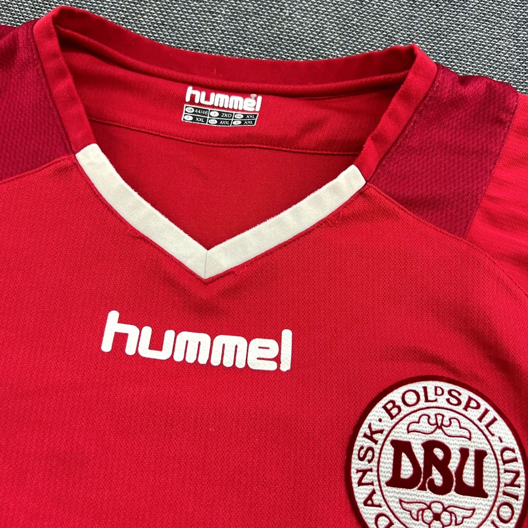 Hummel Hummel Red Denmark 2003 2004 Home Football Jersey Mens 2XL Adult Shirt DBU Red Size US XXL / EU 58 / 5 - 7 Thumbnail