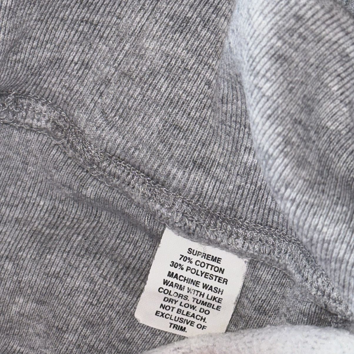 Supreme 2003 Supreme Silver Grey Box Logo Crewneck Size US M / EU 48-50 / 2 - 12 Thumbnail