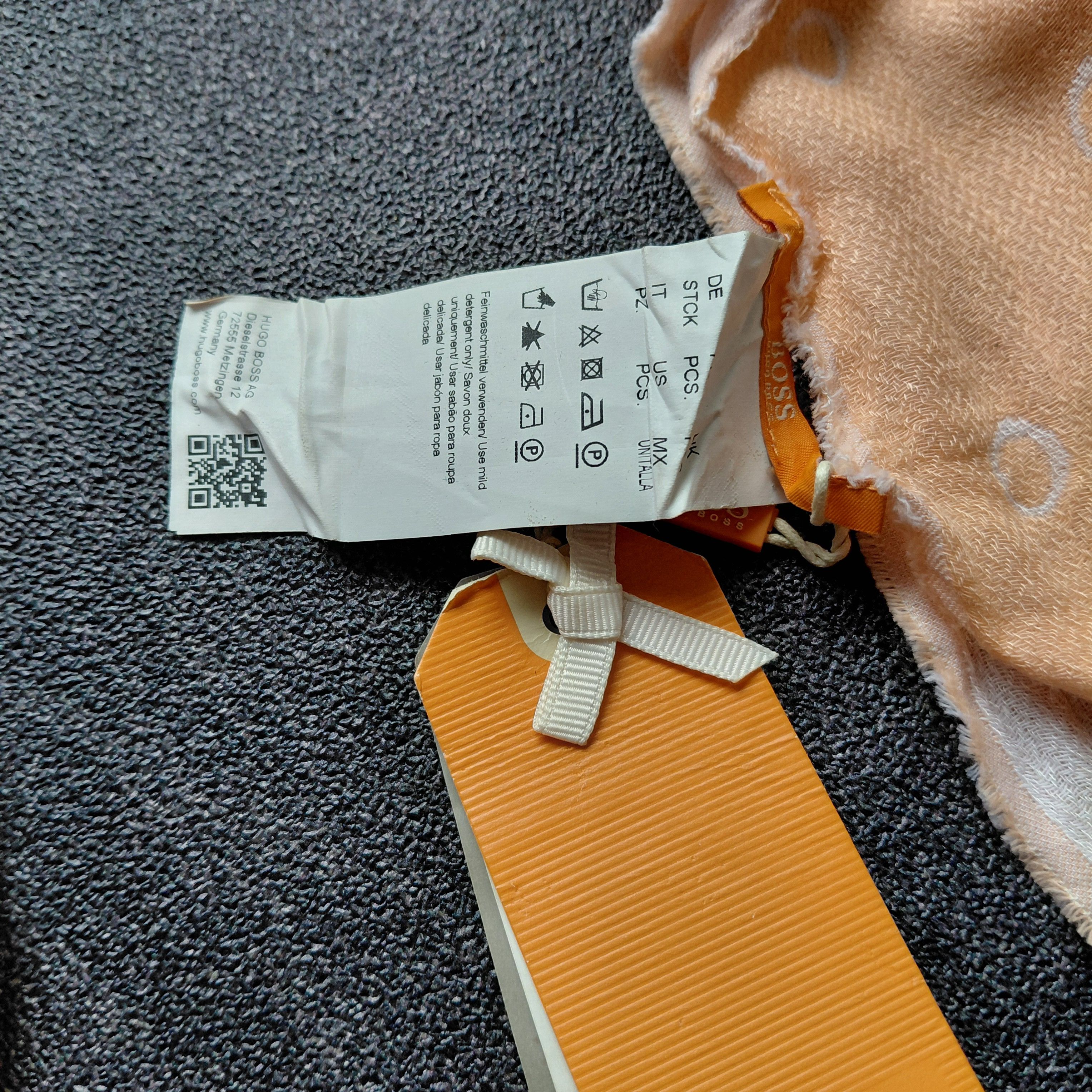 Hugo Boss Hugo Boss Orange Scraf Size ONE SIZE - 4 Thumbnail