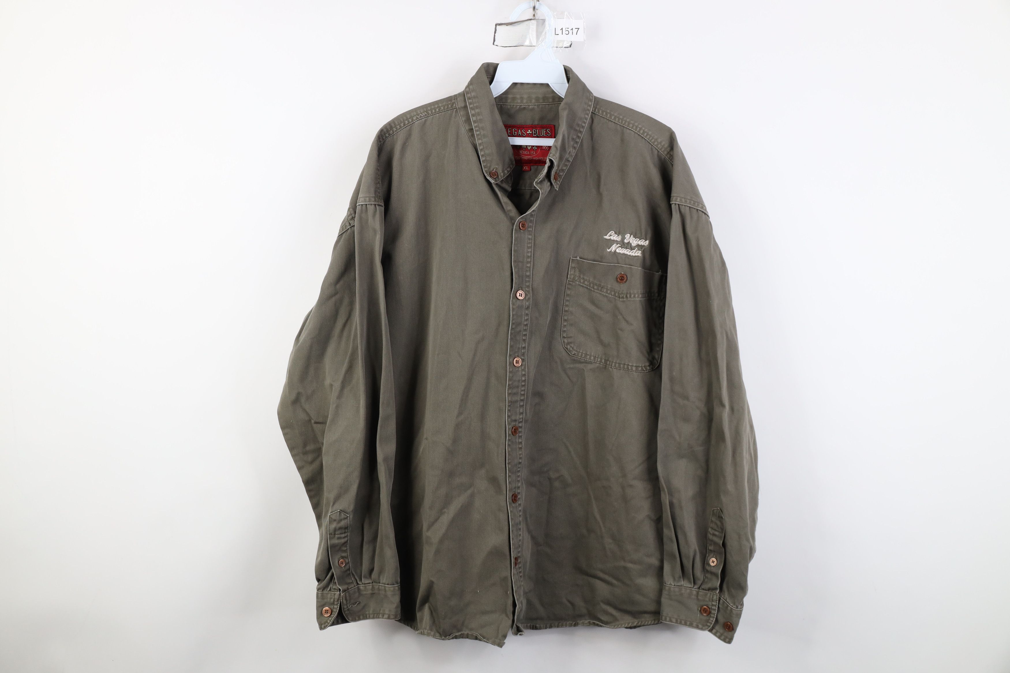 Vintage Vintage 90s Las Vegas Nevada Collared Button Down Shirt Size US XL / EU 56 / 4 - 1 Thumbnail