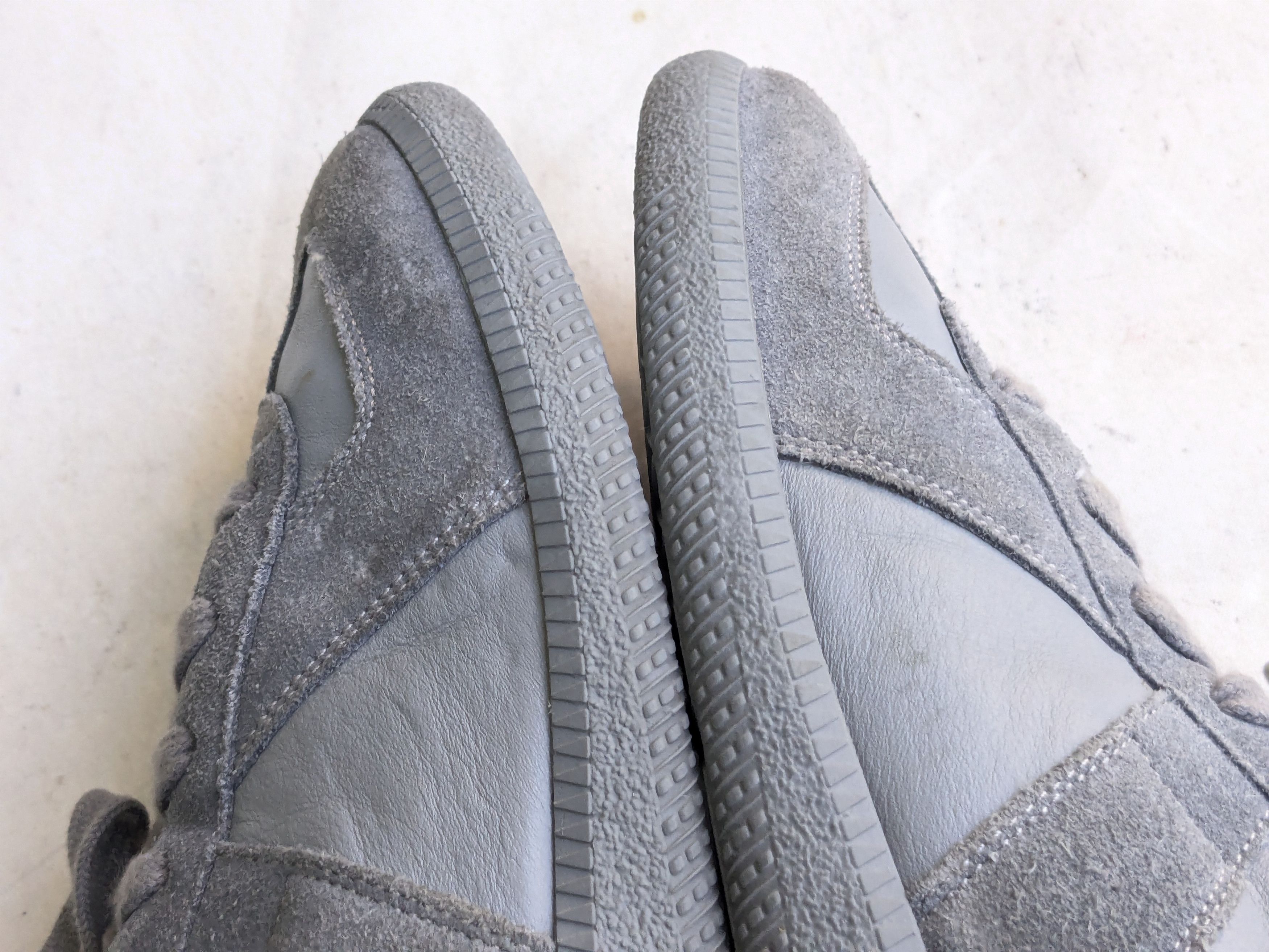 Maison Margiela Maison Margiela Gat Sneaker Low Gray 40 7 Suede Size US 7 / EU 40 - 10 Thumbnail
