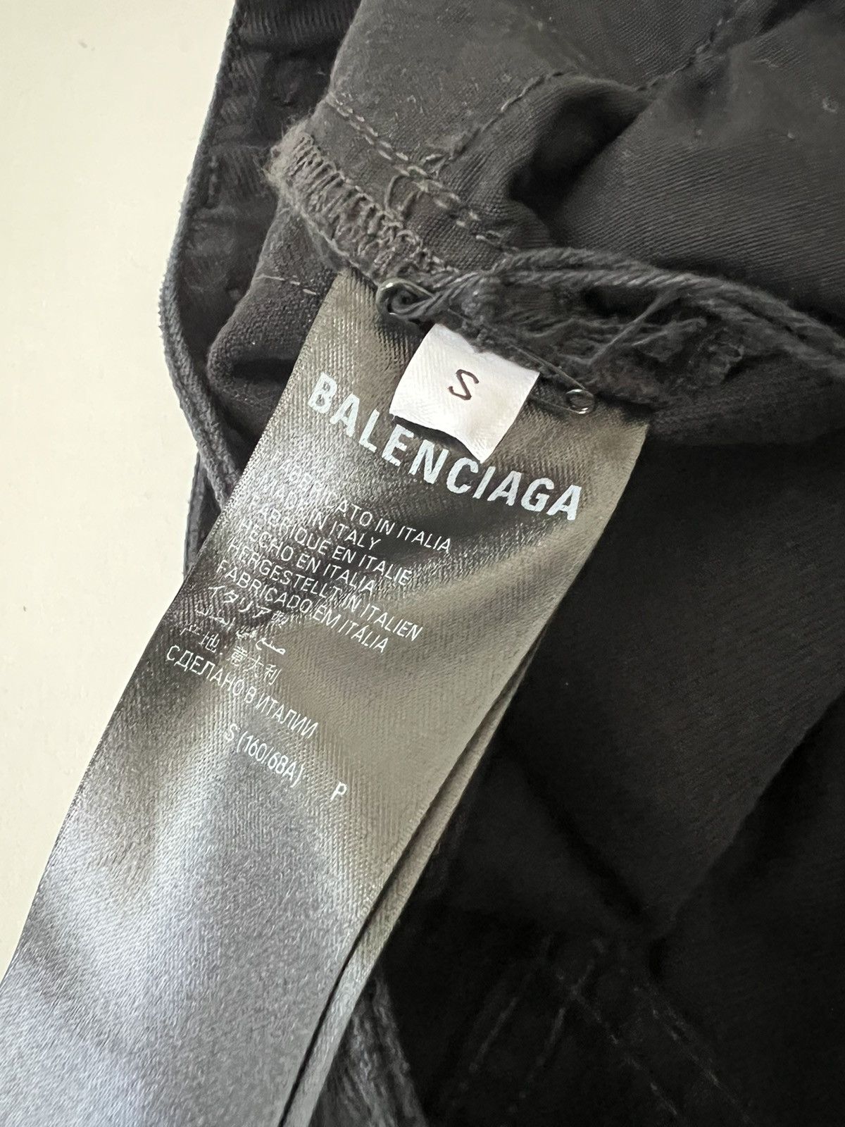 Balenciaga Balenciaga Destroyed Skater Jeans Size US 30 / EU 46 - 10 Thumbnail