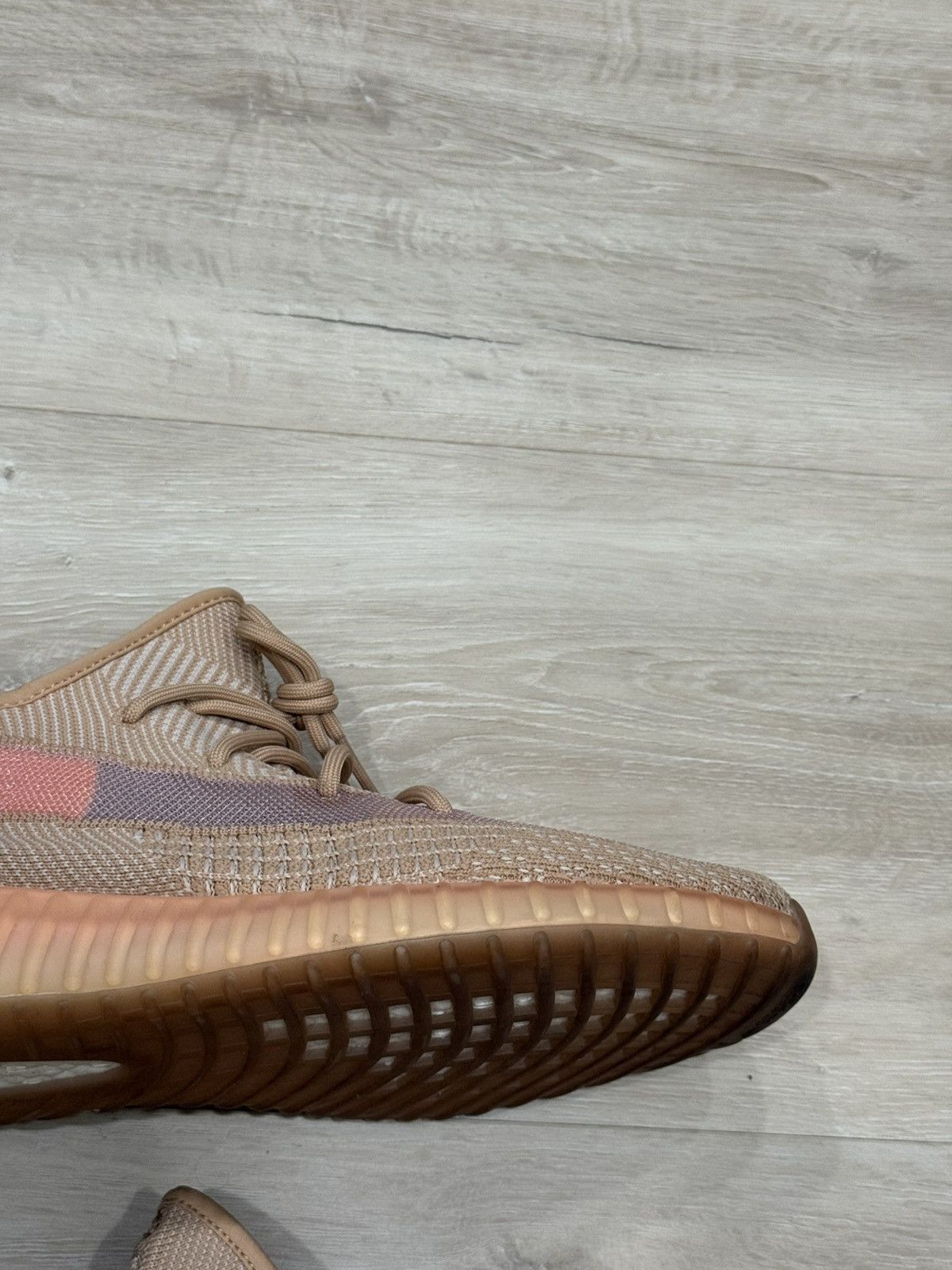 Adidas Yeezy 350 v2 Clay Size US 13 / EU 46 - 5 Thumbnail
