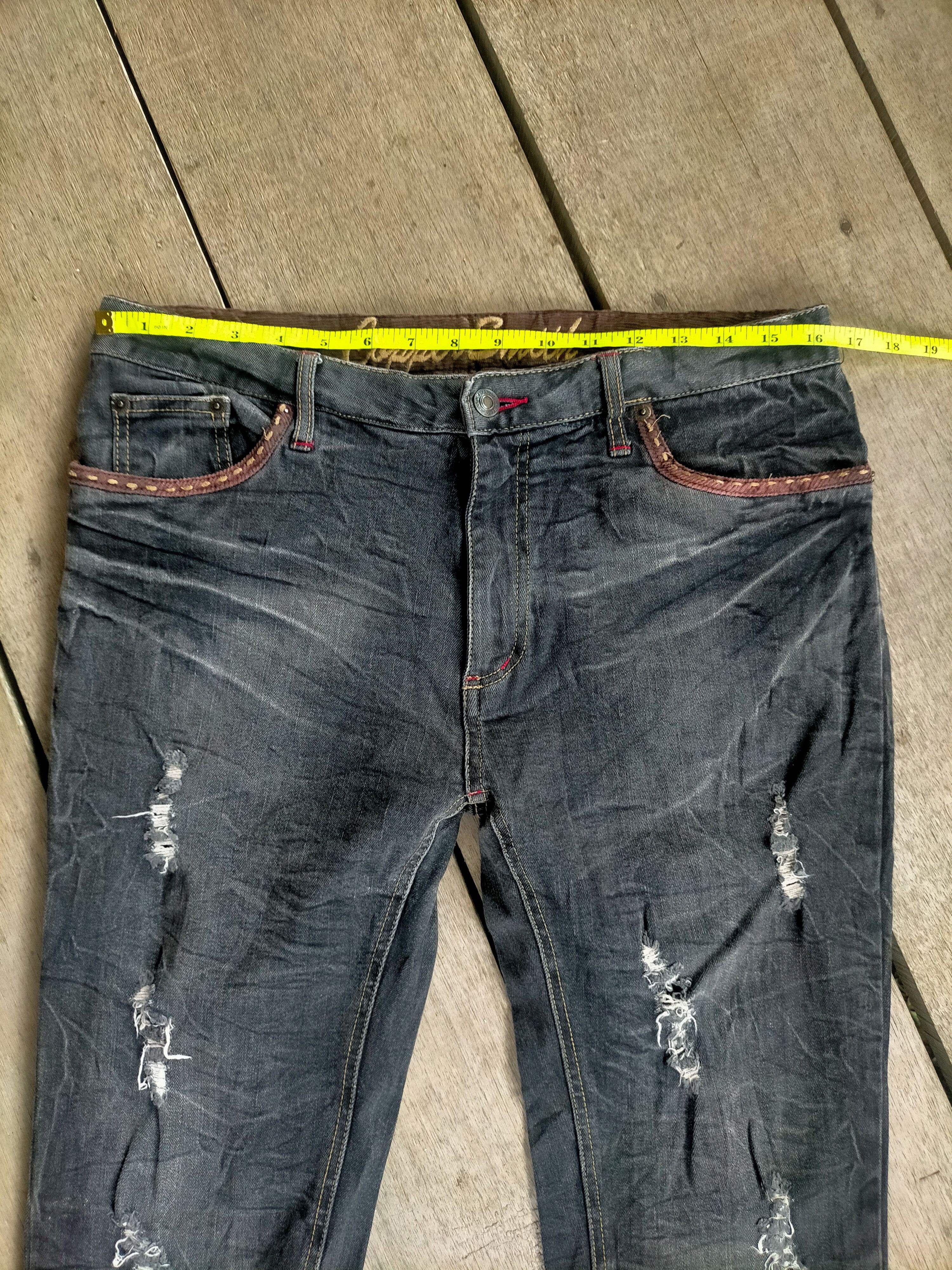 If Six Was Nine × Le Grande Bleu (L.G.B.) × Tornado Mart 🔥 Flare 🔥 Insane Mudwash Distressed Jeans Size US 32 / EU 48 - 6 Thumbnail