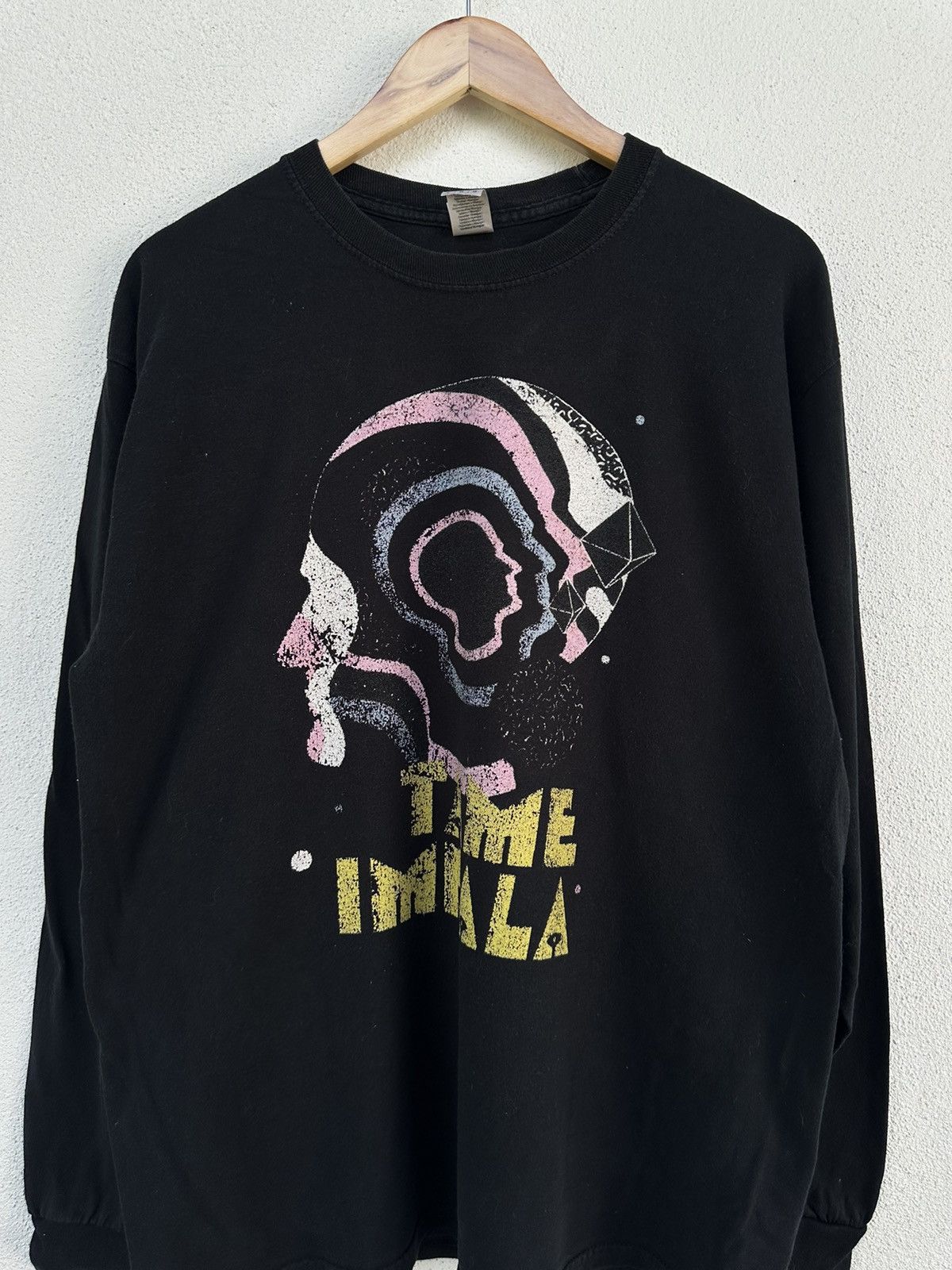 Band Tees Tame impala pyschedelic long sleeve Size US L / EU 52-54 / 3 - 5 Thumbnail
