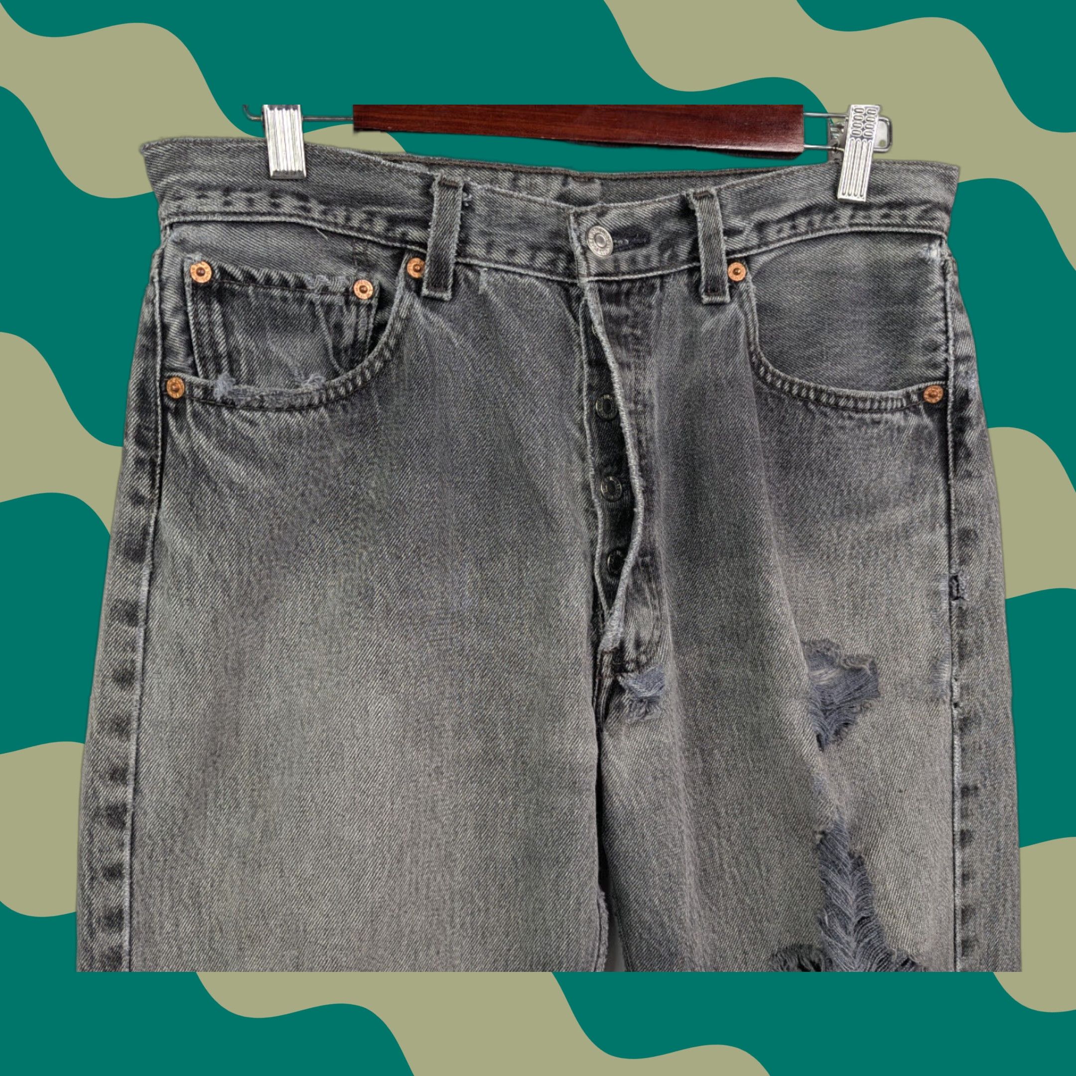 Levi's VINTAGE Levi's 501 Jeans Women Grey 33x29 Button Fly Original Denim Distress Casual Regular Fit USA 00s Womens Size 24" / US 00 / IT 34 - 1 Thumbnail