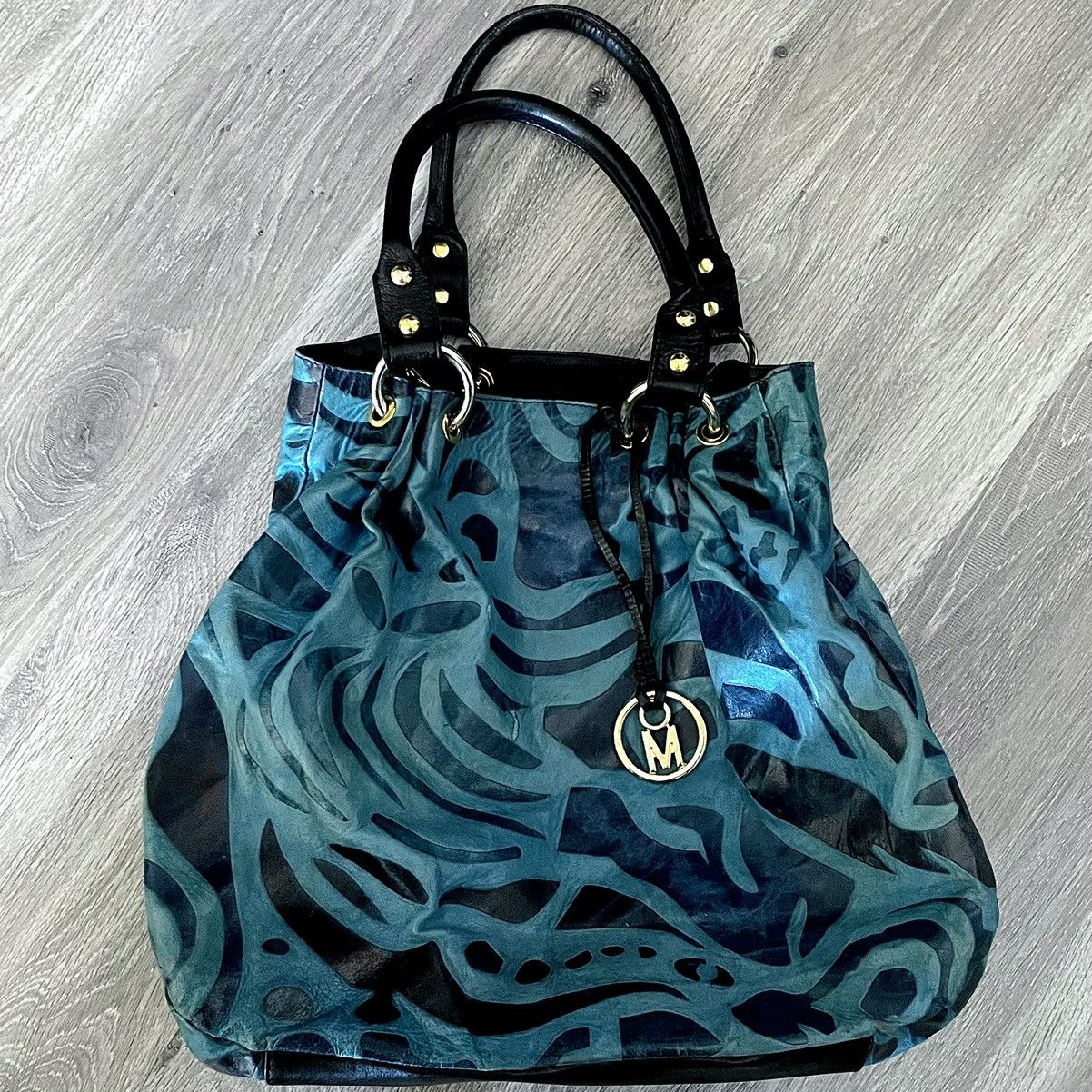 Other Italian Leather Animal Print Hobo Purse with Gold Hardware Size ONE SIZE - 1 Thumbnail