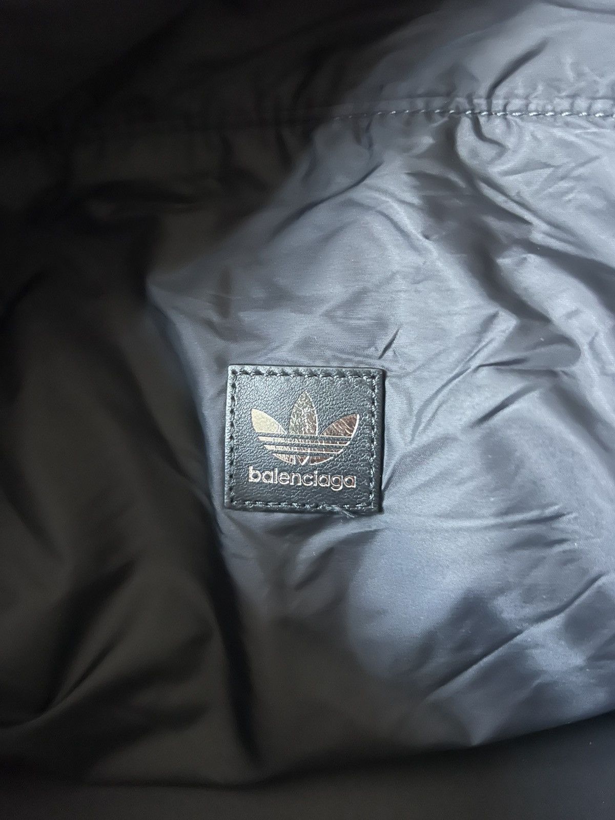 Balenciaga x Adidas Leather Gym Bag Size ONE SIZE - 9 Thumbnail