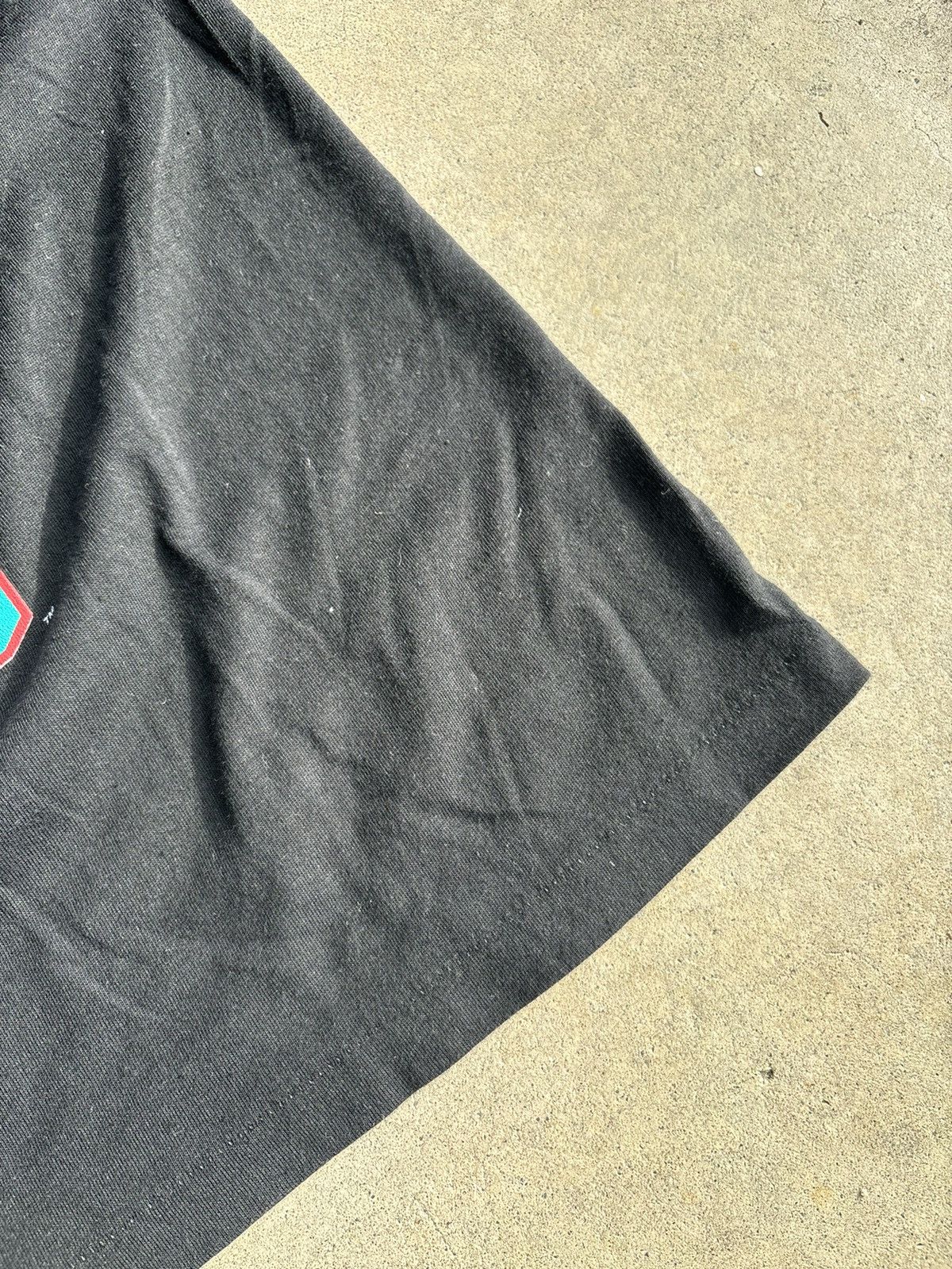 Vintage Crazy Looney Tunes Boxy Hockey Faded Black Novel Tee Shirt Size US XL / EU 56 / 4 - 5 Thumbnail