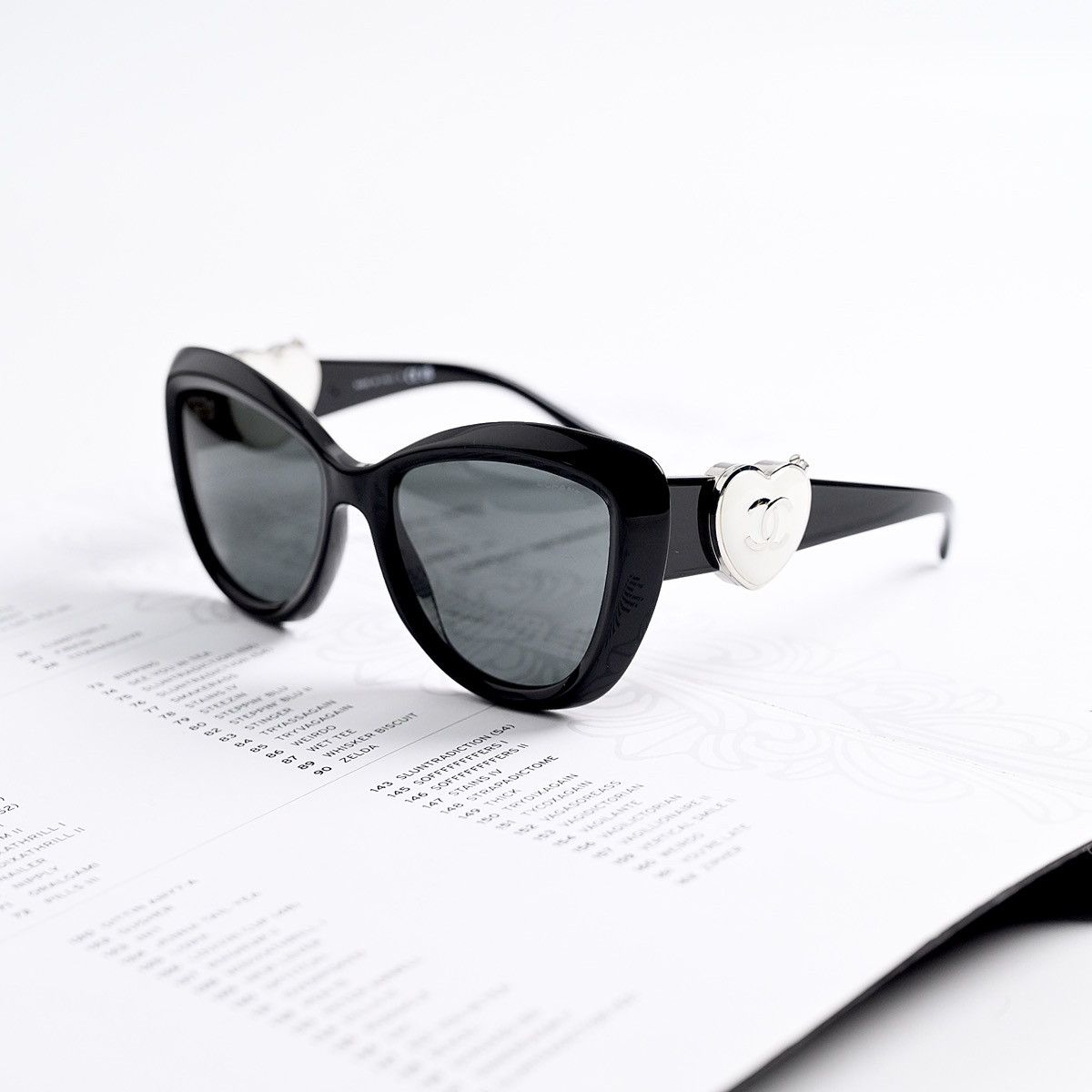 Chanel CHANEL 0CH5517 C501S4 SUNGLASSES Size ONE SIZE - 1 Thumbnail