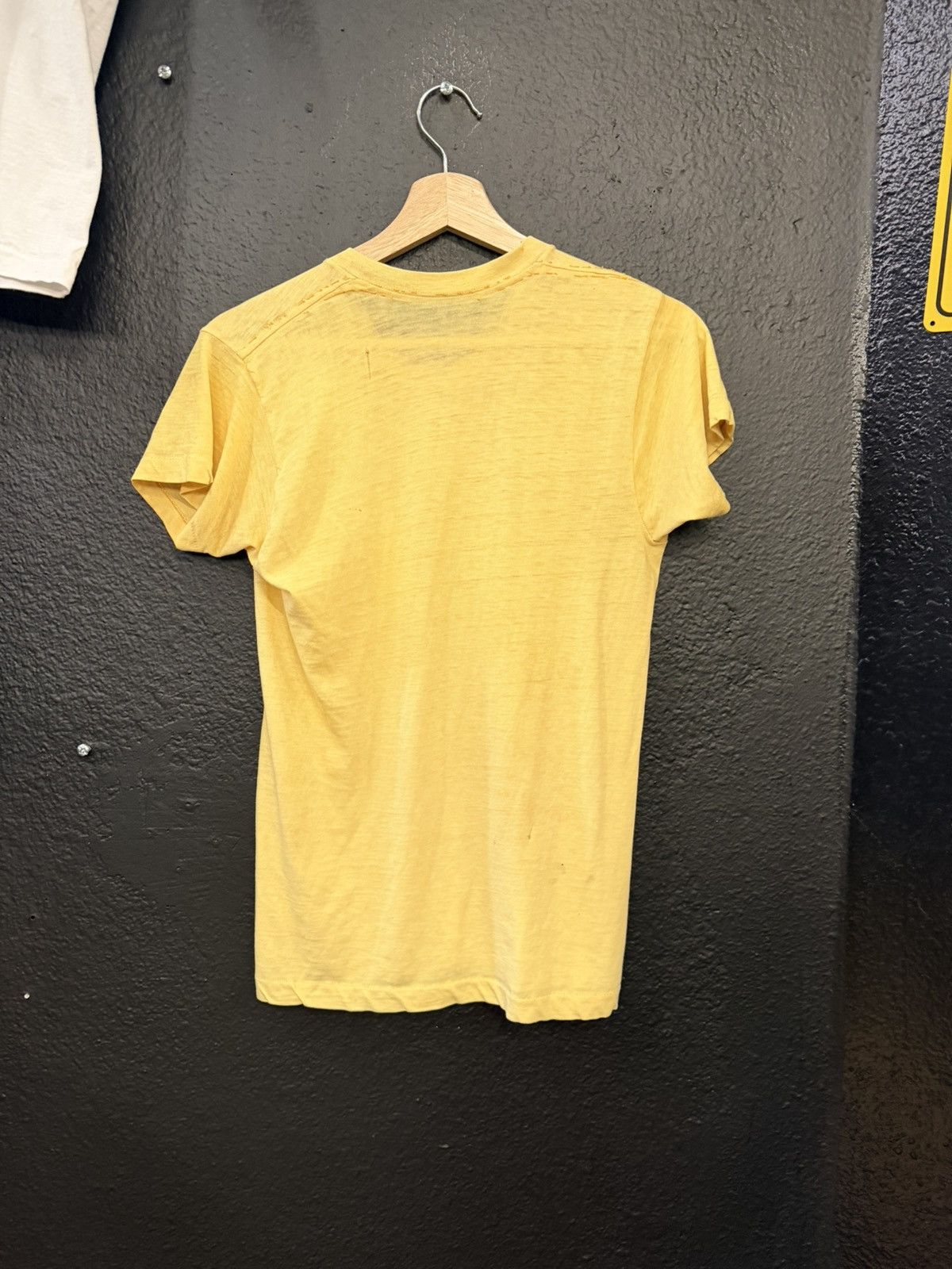 Vintage Vintage Blank Pocket T shirt 80s Size US S / EU 44-46 / 1 - 3 Thumbnail