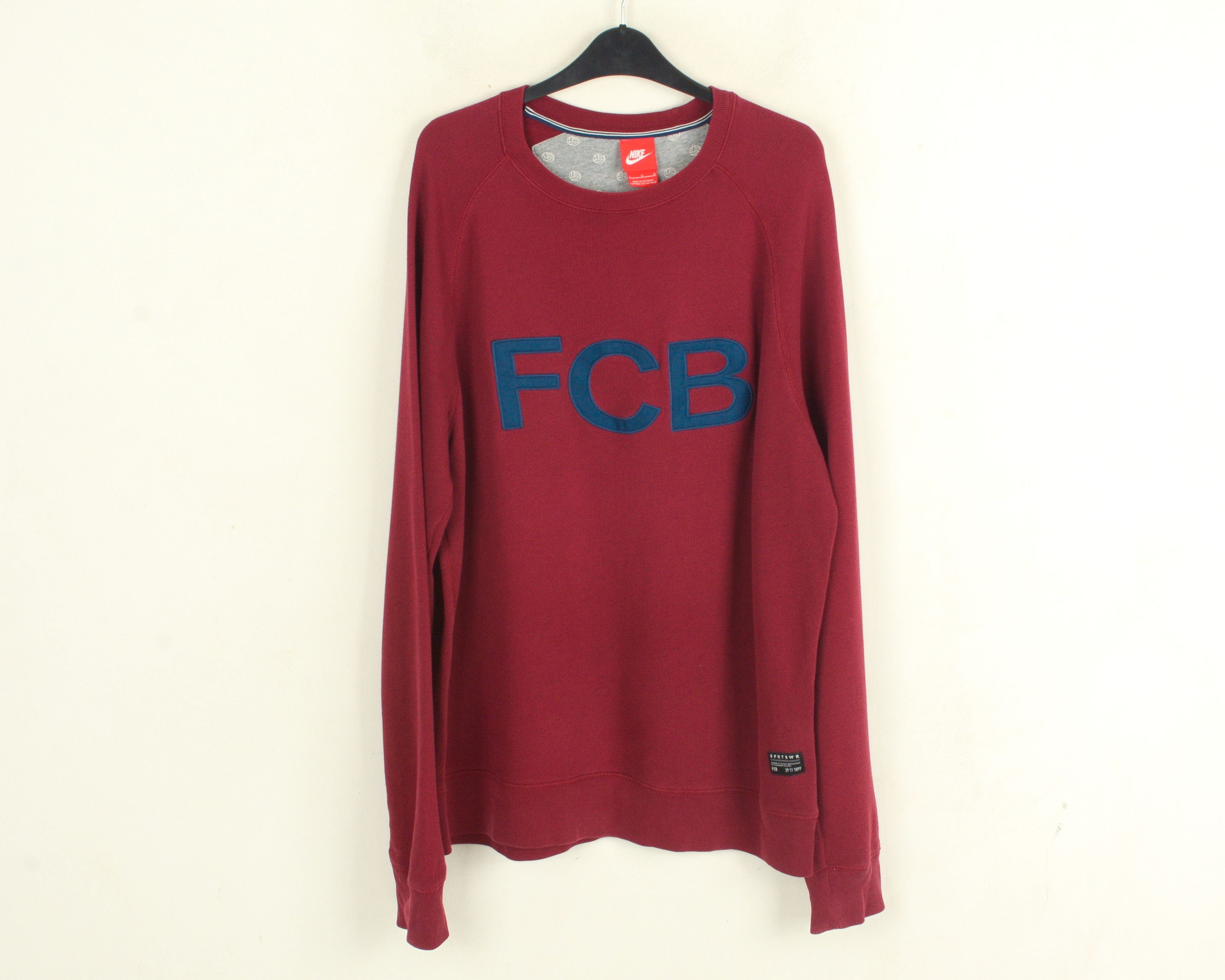 Other Men L Football Soccer Jumper FCB Pullover Sweatshirt VTG Size US L / EU 52-54 / 3 - 1 Thumbnail