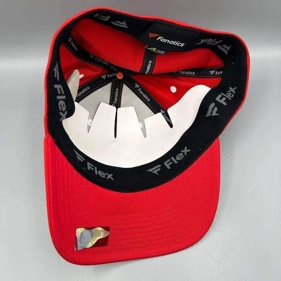 Other Wisconsin Badgers M-L Embroidered Fanatics Stretch Fitted Size ONE SIZE - 2 Thumbnail