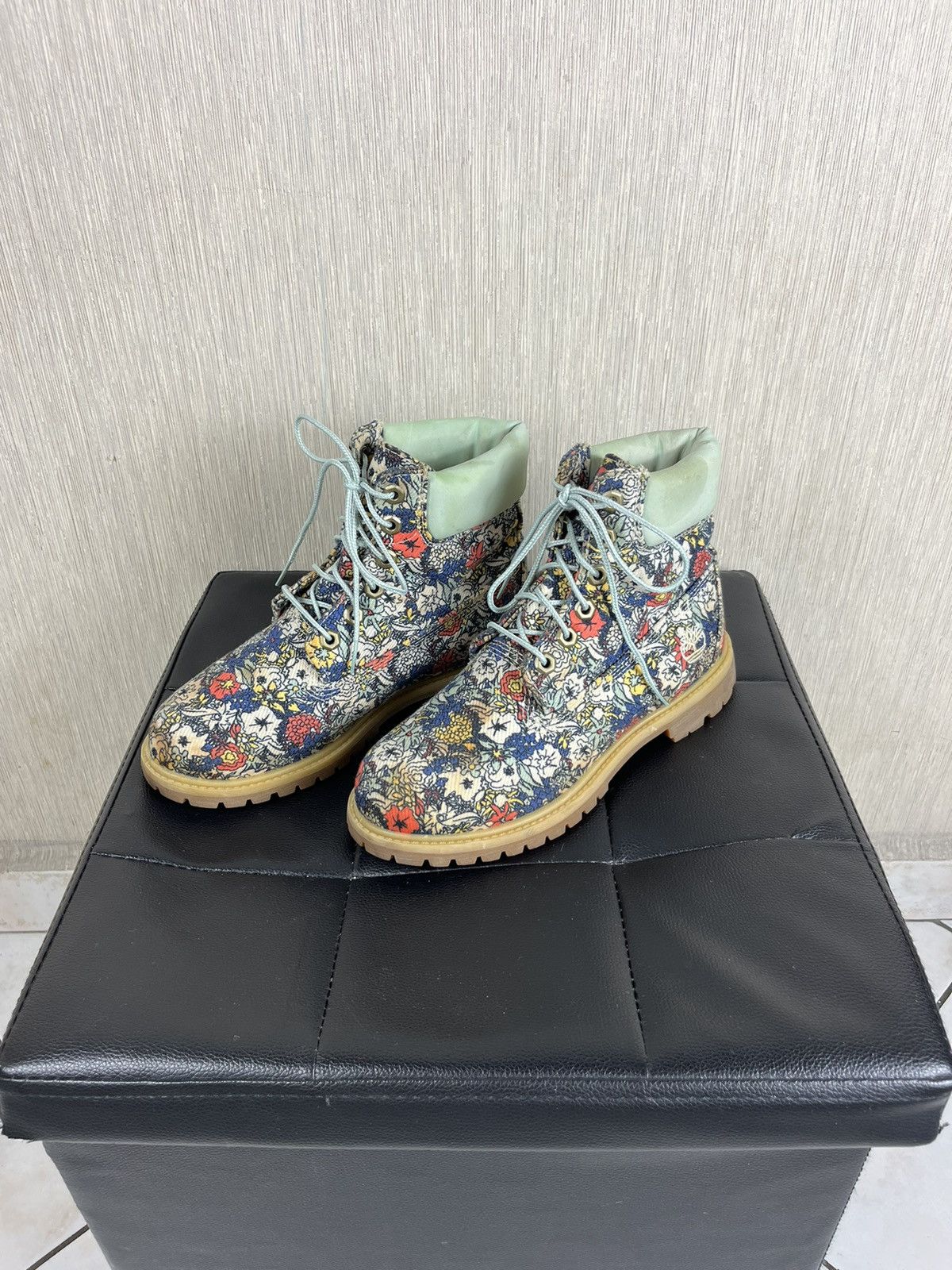 Timberland × Vintage Timberland floral boots shoes full all over print Size US 7.5 / IT 37.5 - 2 Thumbnail