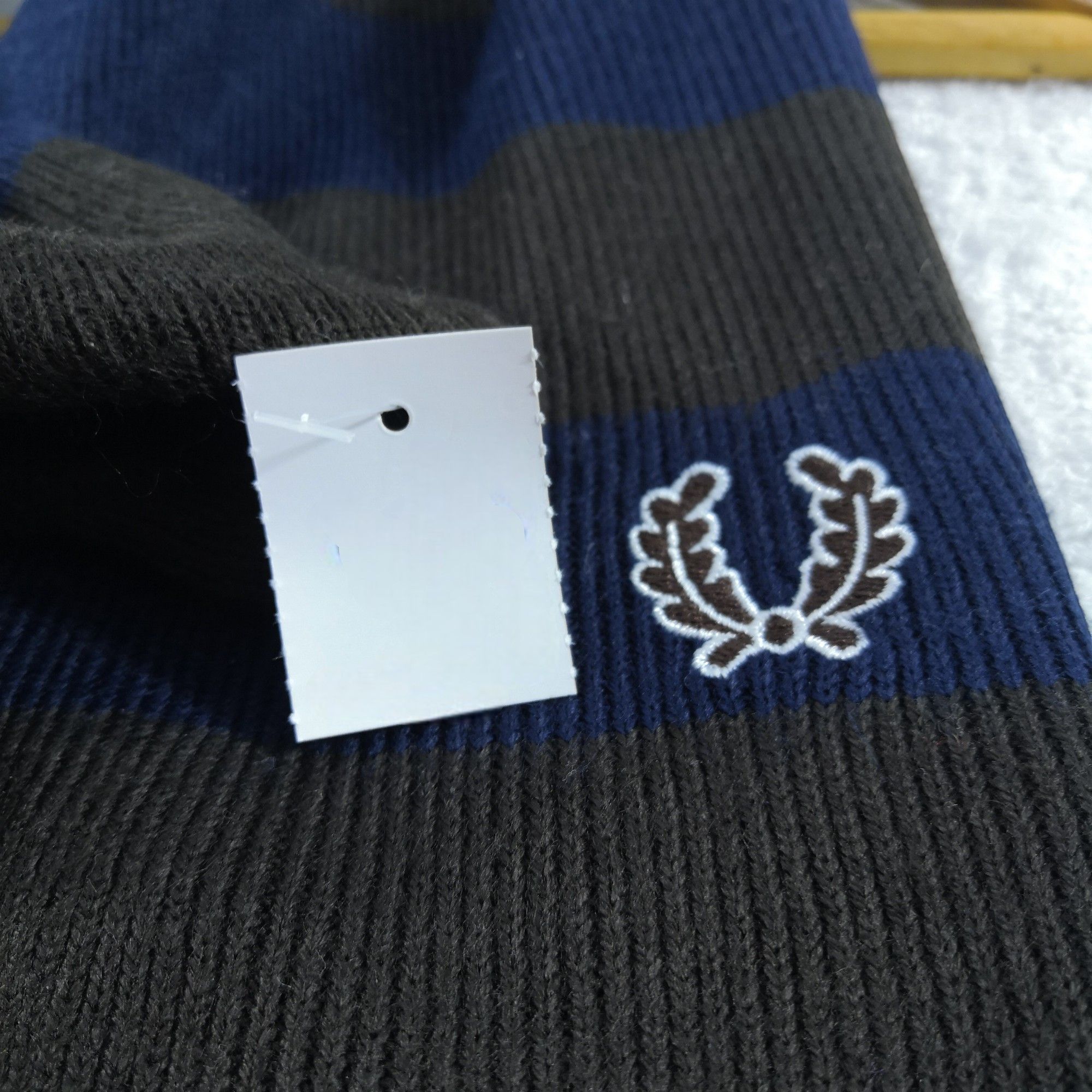 Fred Perry Vintage Fred Perry Scarf Muffler Wool Scarves Size ONE SIZE - 4 Thumbnail