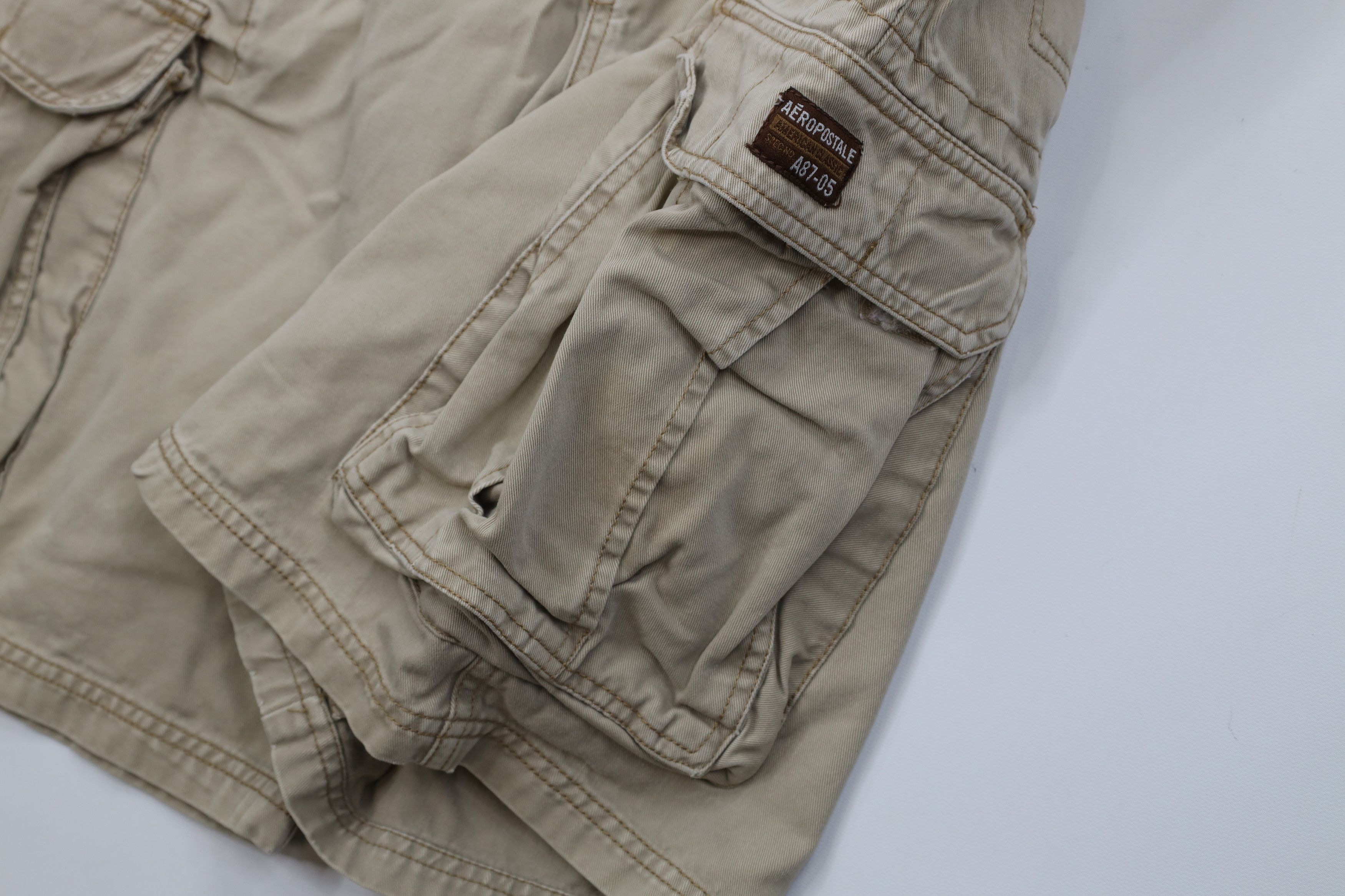 Aeropostale Vintage Aeropostale Heavyweight Cargo Shorts Beige Cotton Size US 33 - 5 Thumbnail