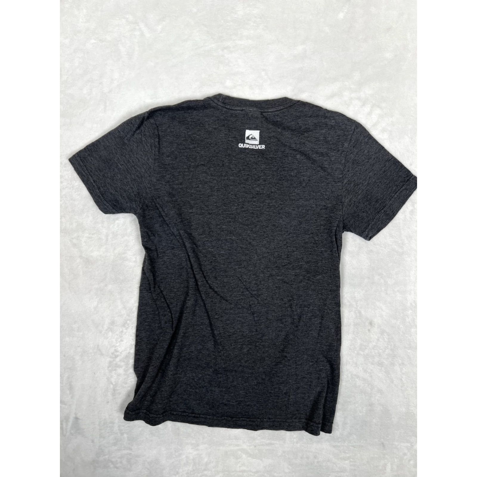 Quiksilver VINTAGE Quiksilver T-Shirt Gray S OG Logo Surf Y2K Retro 90s Mens Short Sleeve Crew Neck Small Size Regular Vintage Size US S / EU 44-46 / 1 - 6 Thumbnail