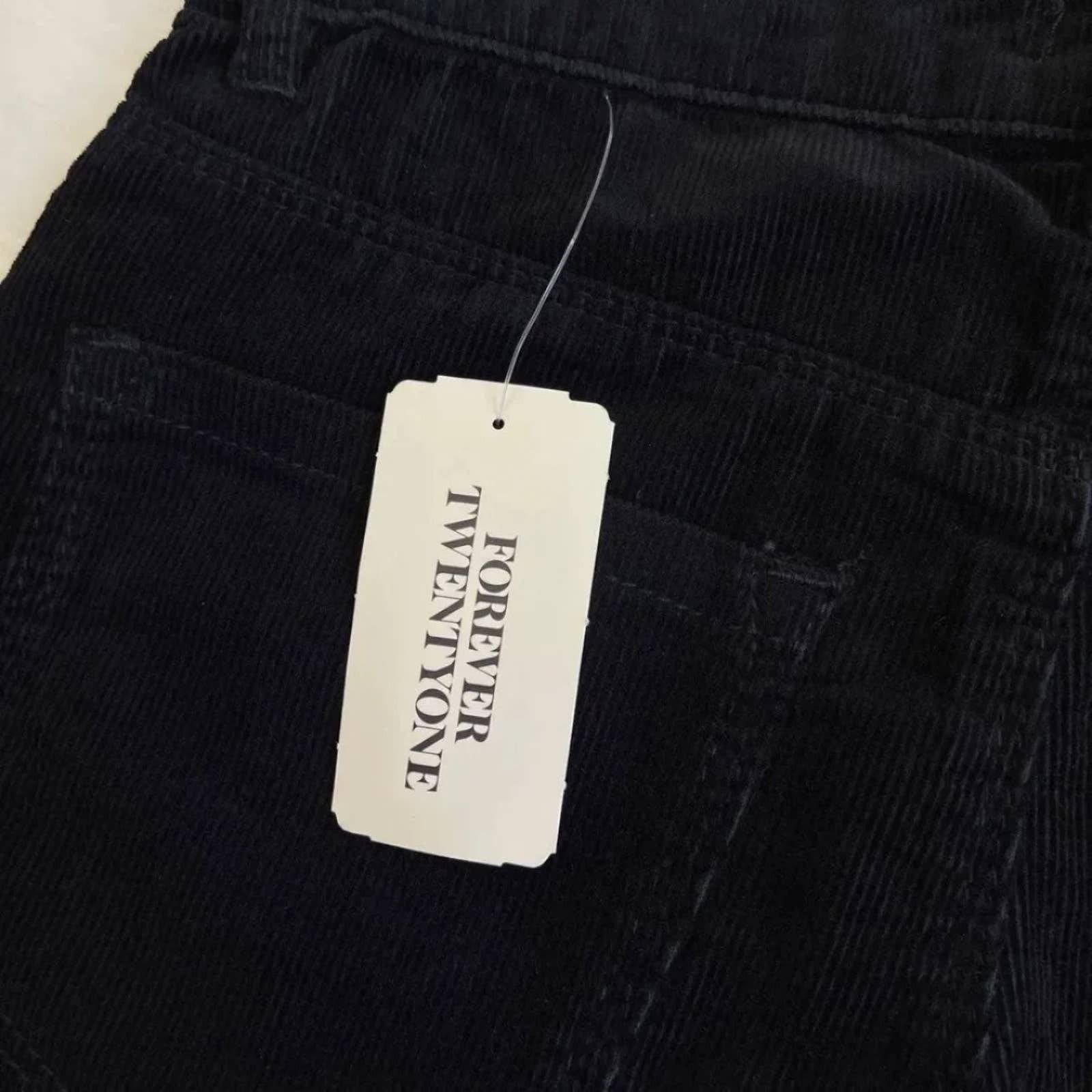 Forever 21 Forever 21 Black Corduroy High Waist Shorts XS Sz 24 in NWT Size 25" / US 0 / IT 36 - 9 Thumbnail