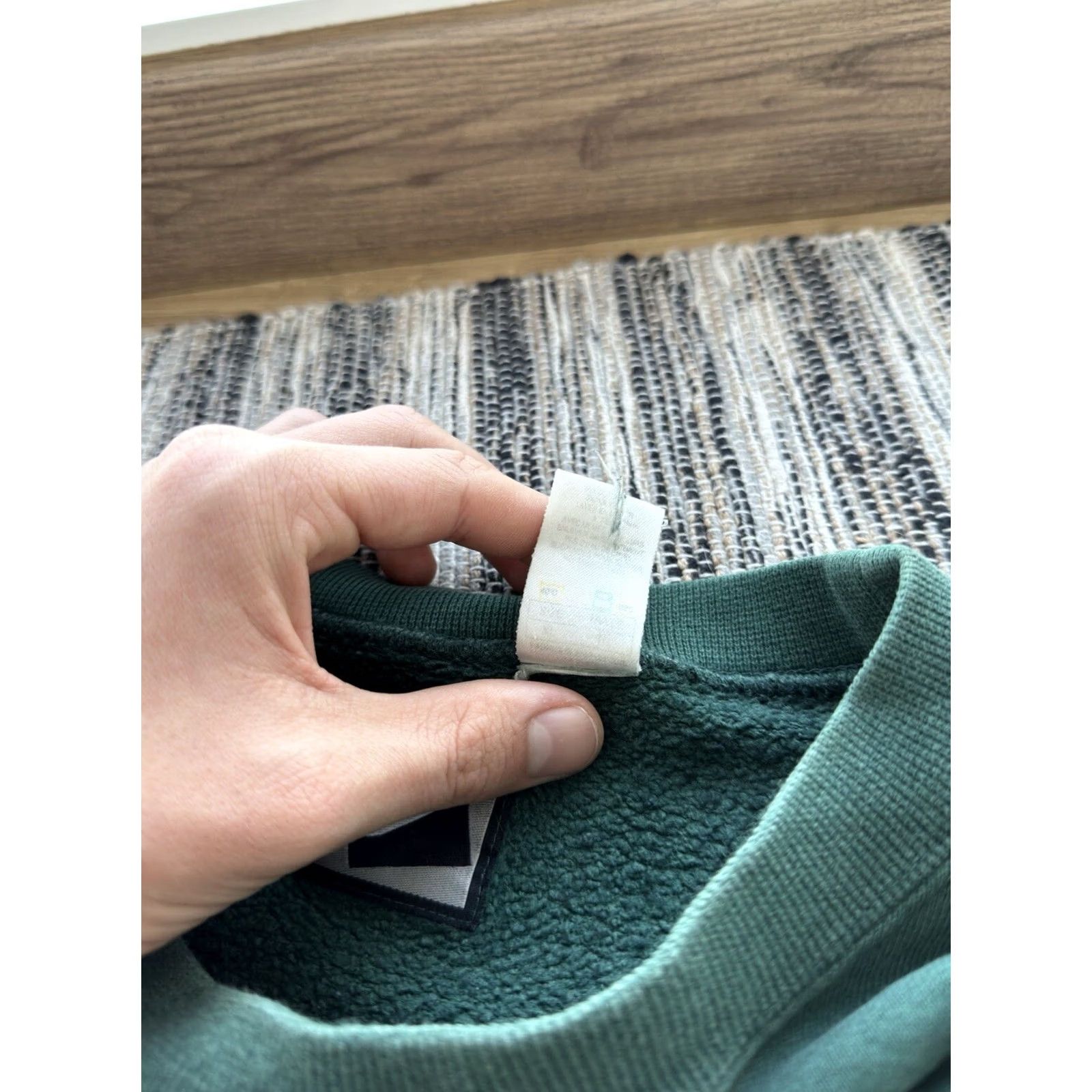 Nike VINTAGE Nike 90s Archival Darck Green Boxy Y2K Sweatshirt XL Mens Sweatshirt Green 90s Y2K Streetwear Pullover Crew Neck Long Sleeve Size US XL / EU 56 / 4 - 8 Thumbnail