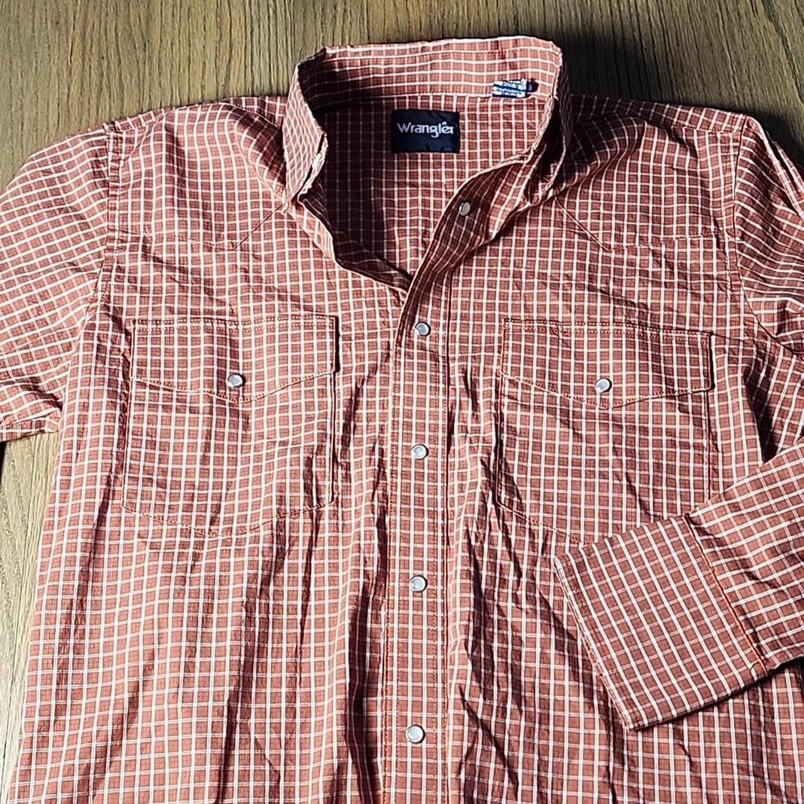 Wrangler Vintage Wrangler Men's Rust Checkered Button Down Shirt Size US M / EU 48-50 / 2 - 1 Thumbnail