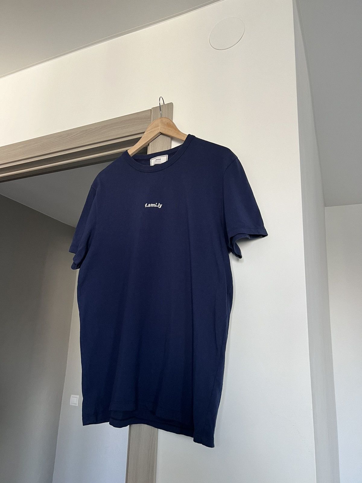AMI Ami Family Center Logo Luxury T-Shirt Size US M / EU 48-50 / 2 - 3 Thumbnail