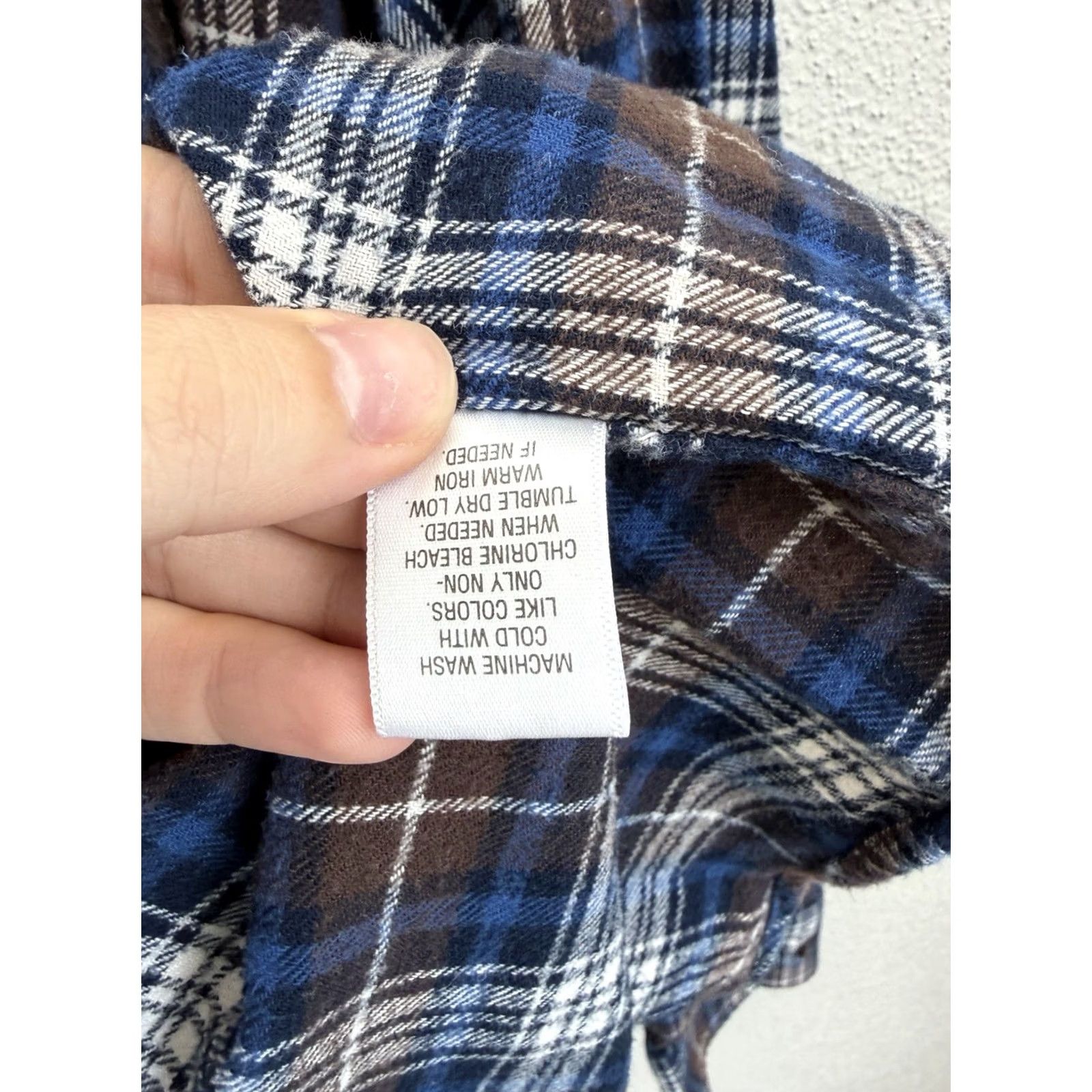 Croft & Barrow Croft & Barrow Mens Flannel Shirt XL Blue Plaid Long Sleeve Button-Up Shirt Size US XL / EU 56 / 4 - 6 Thumbnail