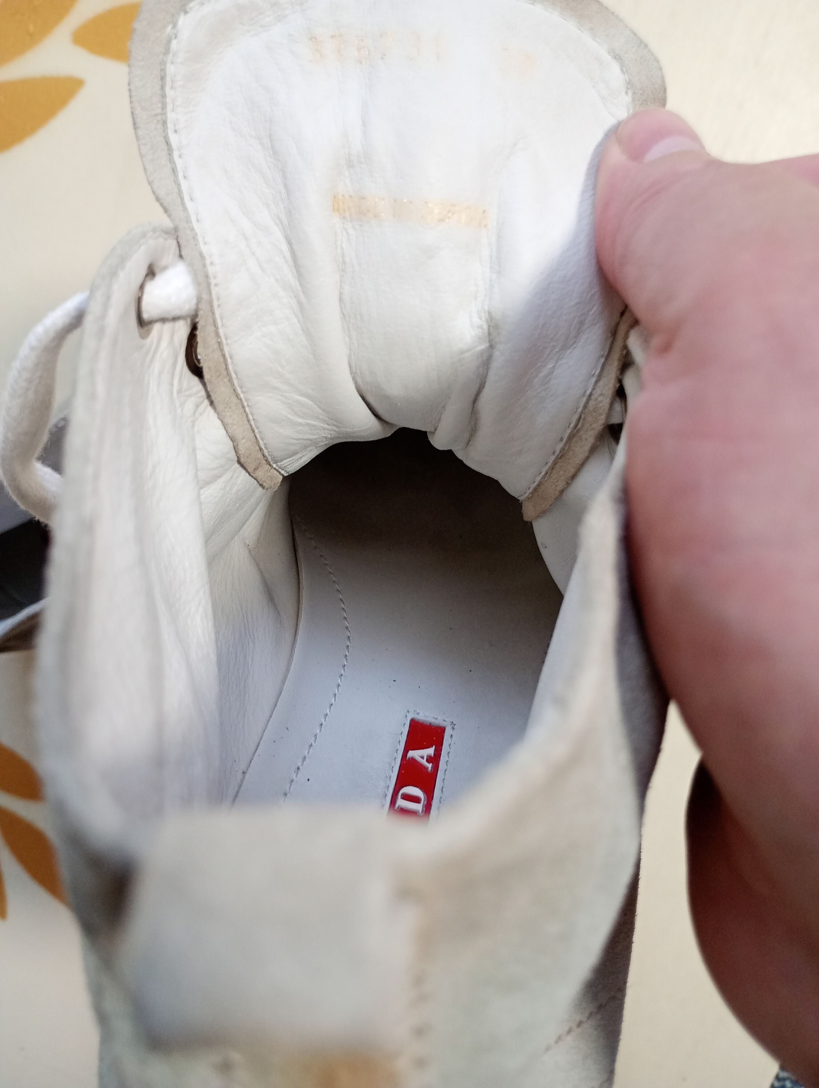 Prada Prada Suede Trainers size 37 Size US 7 / IT 37 - 25 Thumbnail