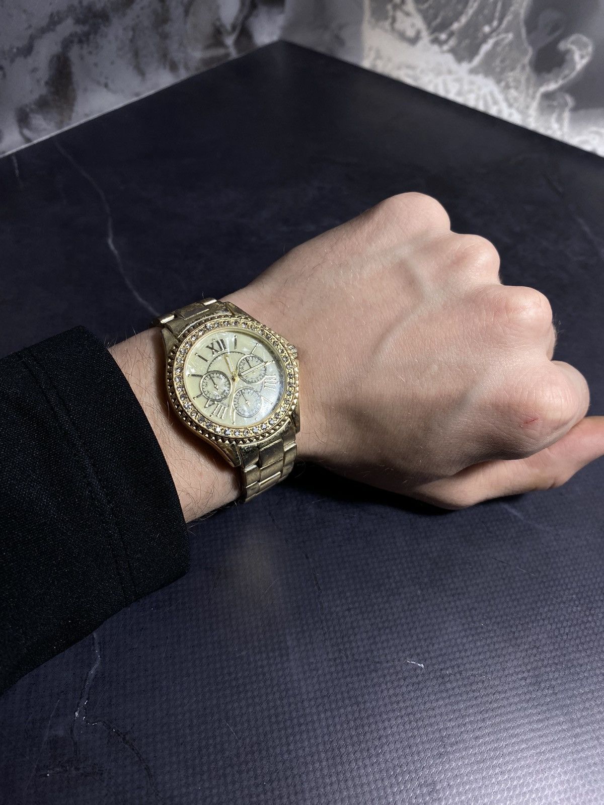 Vintage Gold-Tone Crystal Accent Watch japanese brand Size ONE SIZE - 3 Thumbnail