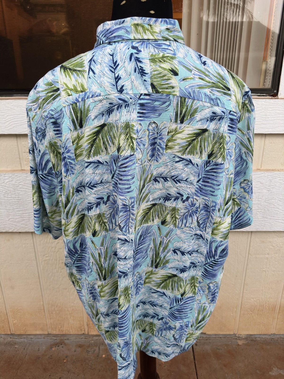 Tommy Bahama PreOwned Tommy Bahama Hawaiian Print Blue/Green Men's XL Size US XL / EU 56 / 4 - 2 Thumbnail