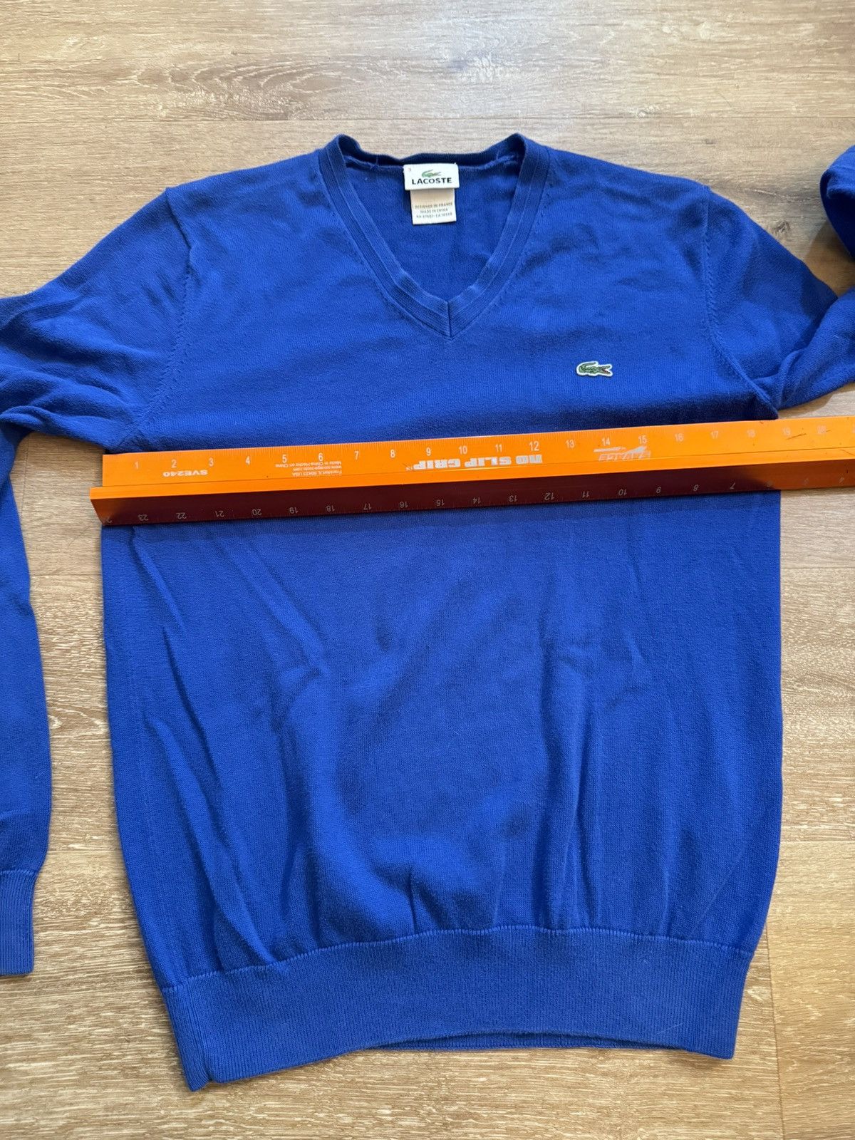 Izod Y2K Lacoste IZOD V Neck Knit Golfwear Preppy Sweater Royal Size US L / EU 52-54 / 3 - 11 Thumbnail