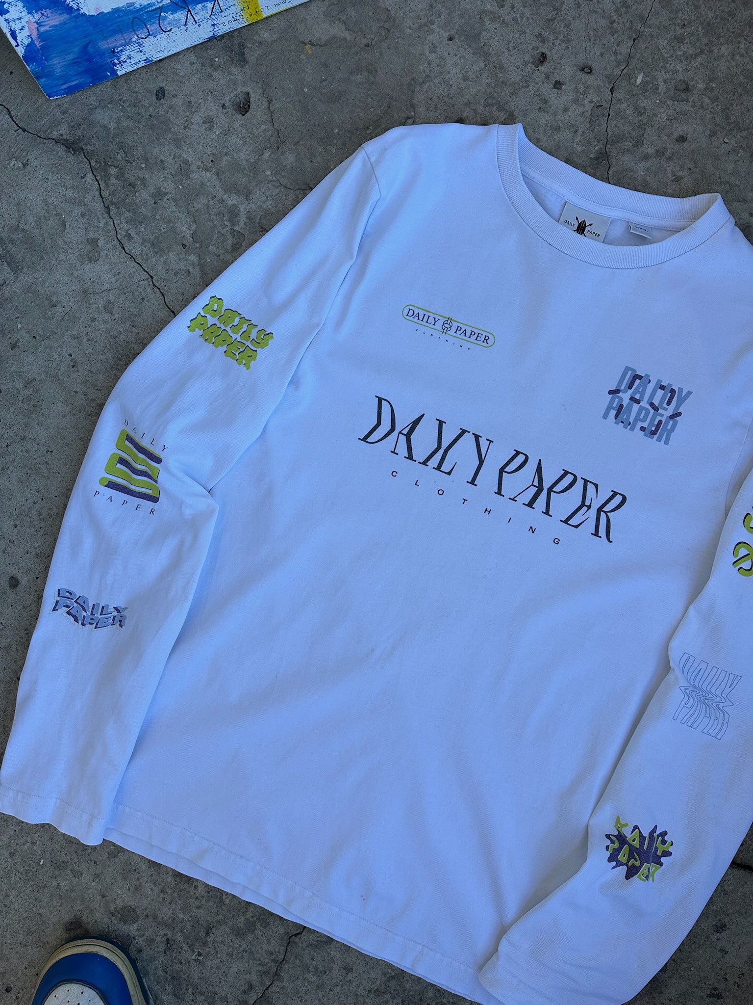 Daily Paper Daily Paper Racing Longsleeve Headlines Lagos T-shirt Y2k Size US S / EU 44-46 / 1 - 6 Thumbnail