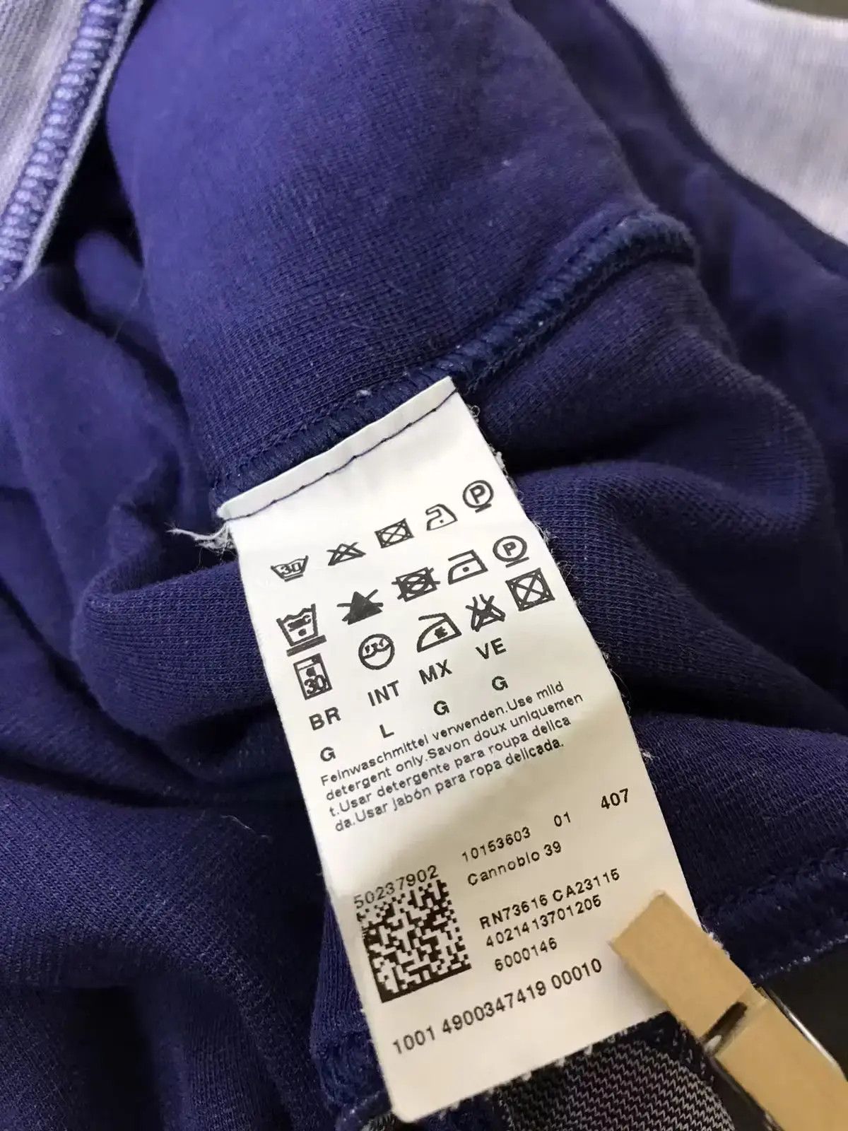 Designer × Hugo Boss Hugo Boss luxury full zip jumper Size US L / EU 52-54 / 3 - 7 Thumbnail