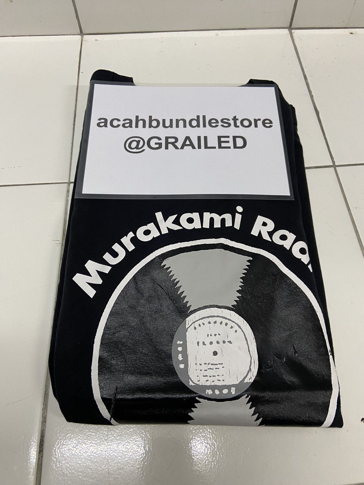 Uniqlo HARUKI MURAKAMI RADIO TOKYO FM x UNIQLO TEE SHIRT Size US XL / EU 56 / 4 - 18 Thumbnail