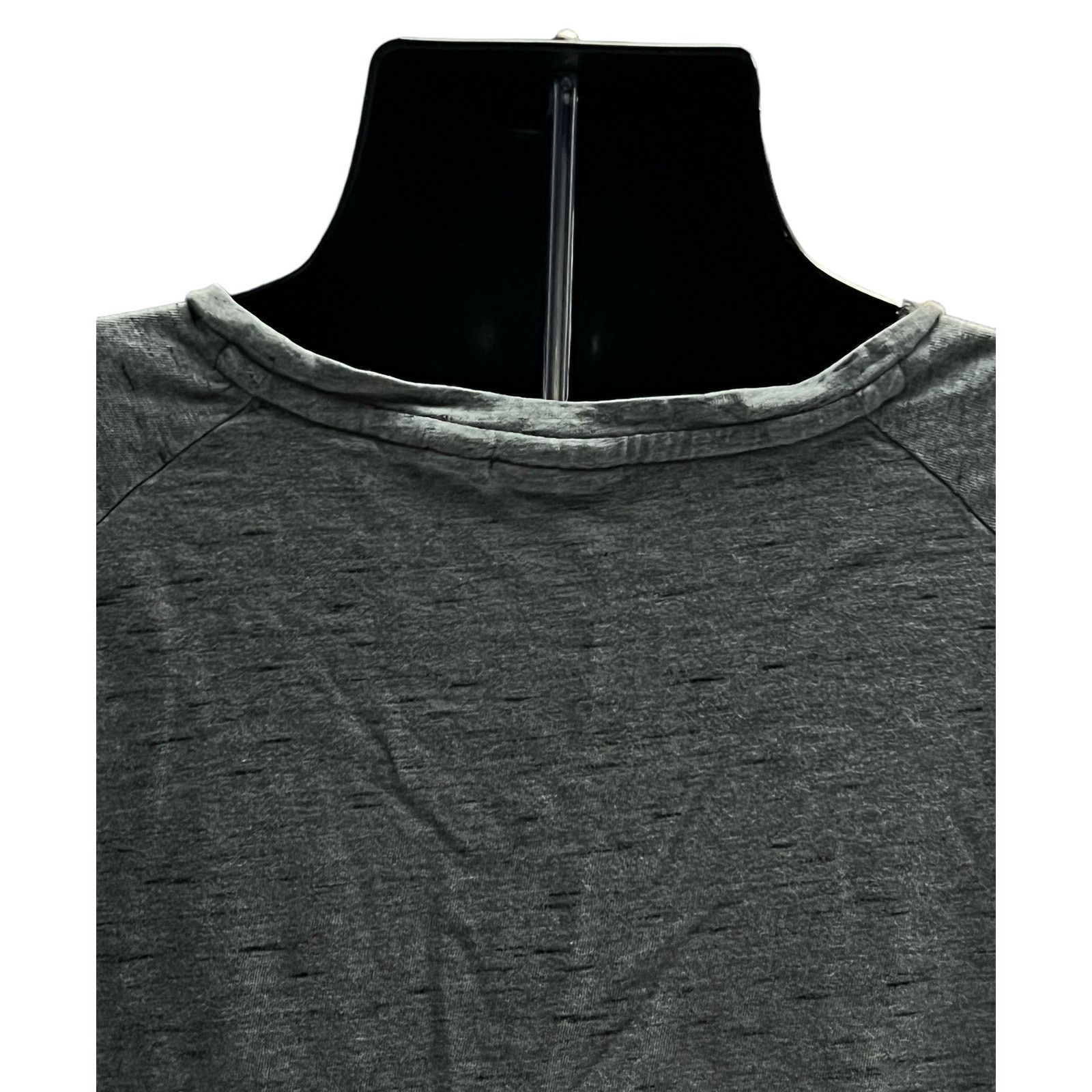 Puma Puma Shirt Mens Large Gray Short Sleeve Tee Workout Size US L / EU 52-54 / 3 - 7 Thumbnail