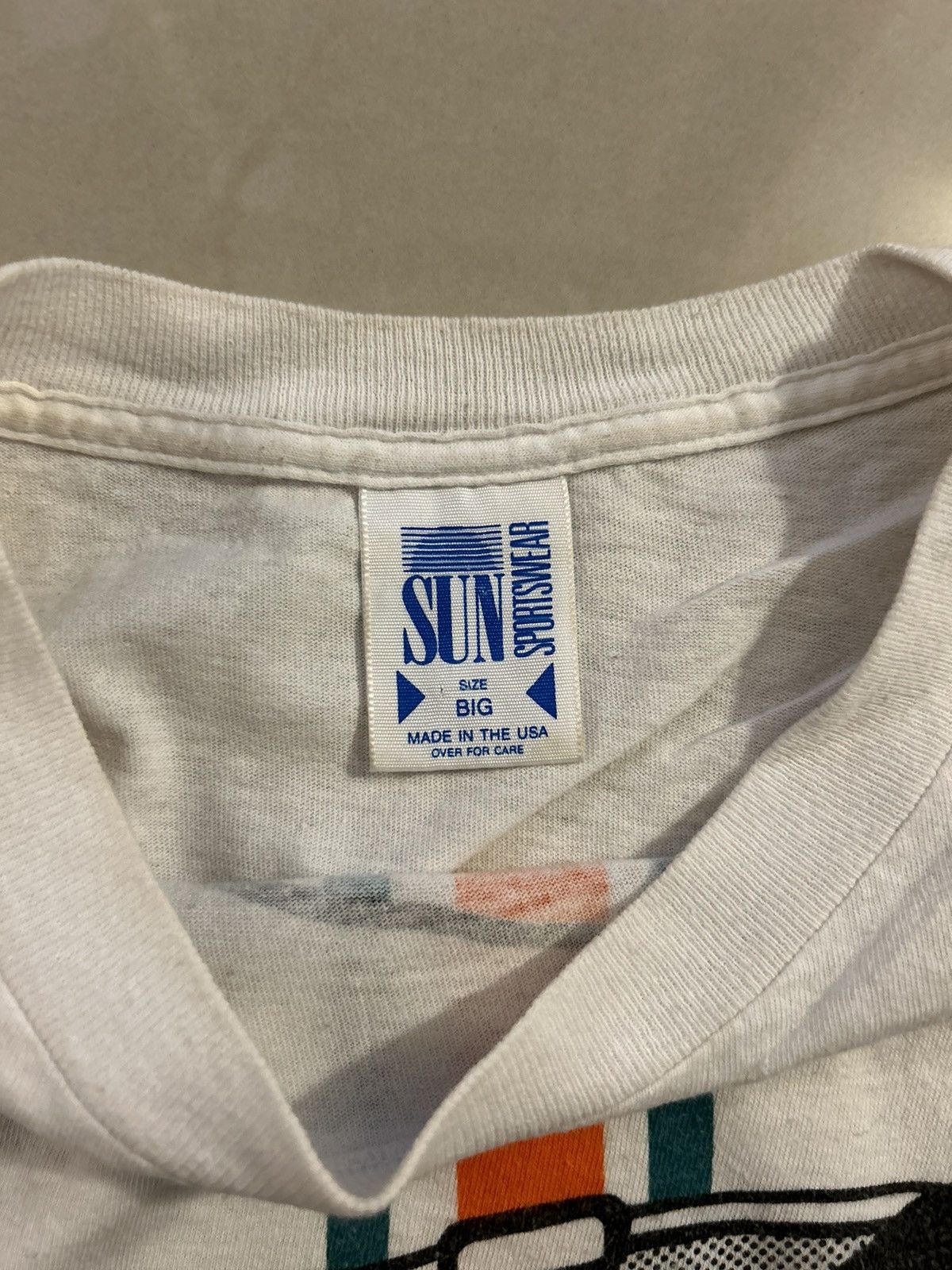 Vintage Miami dolphins taz all over tee Size US XL / EU 56 / 4 - 3 Thumbnail