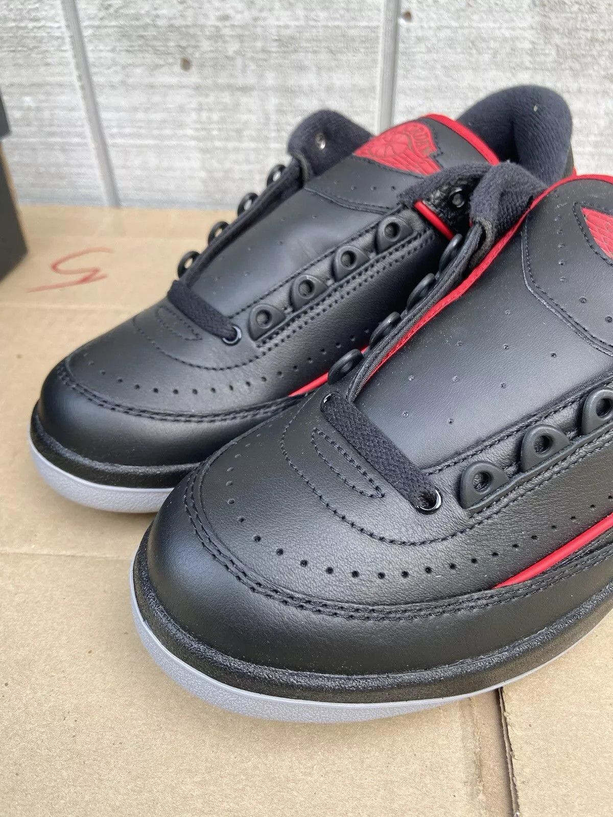 Nike Nike Air Jordan 2 II Retro Low Origins Christmas DV9956-006 Size US 7.5 / IT 37.5 - 7 Thumbnail