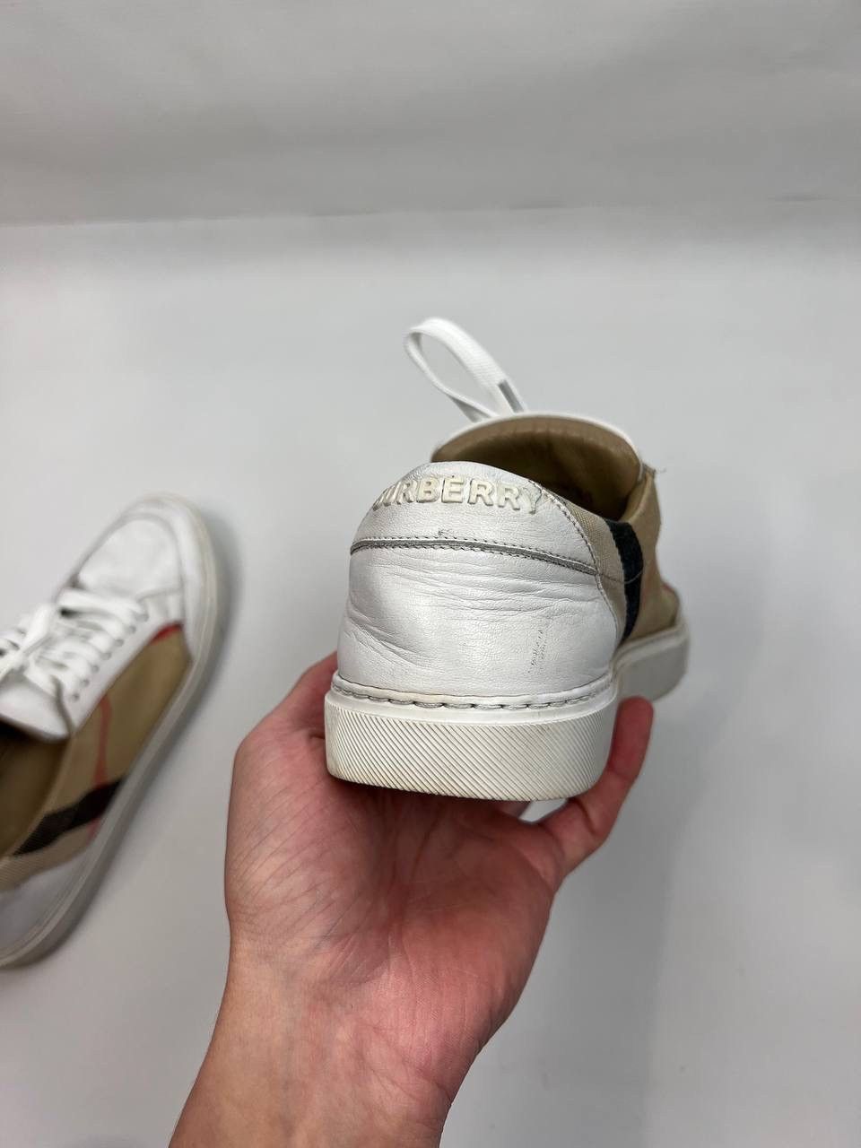 Burberry Burberry leather trainers shoes size 38 Size US 7 / EU 40 - 15 Thumbnail