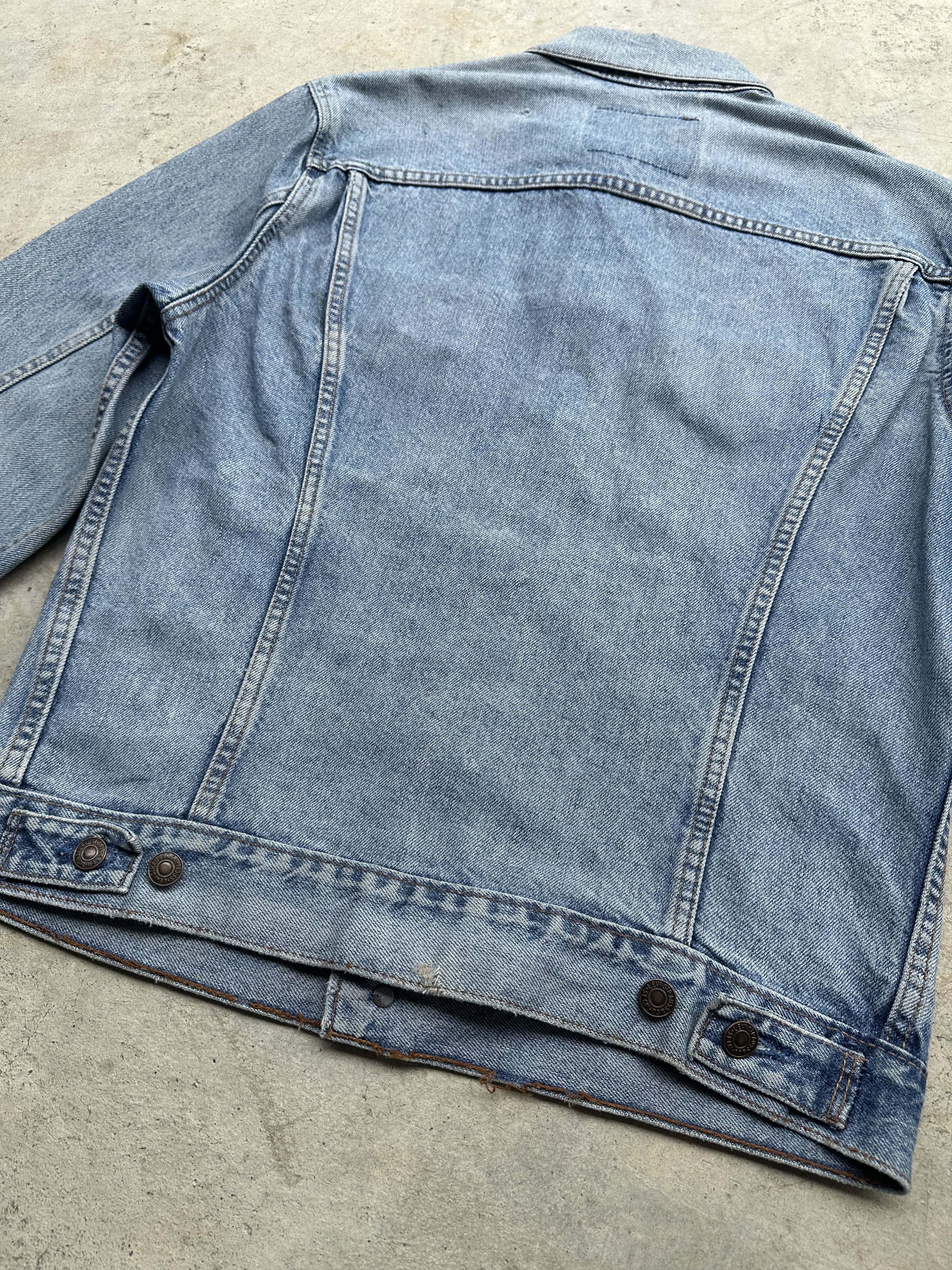 Levi's Vintage Levi’s Trucker Jacket Lot 75506 Distressed Jeans Size US M / EU 48-50 / 2 - 8 Thumbnail